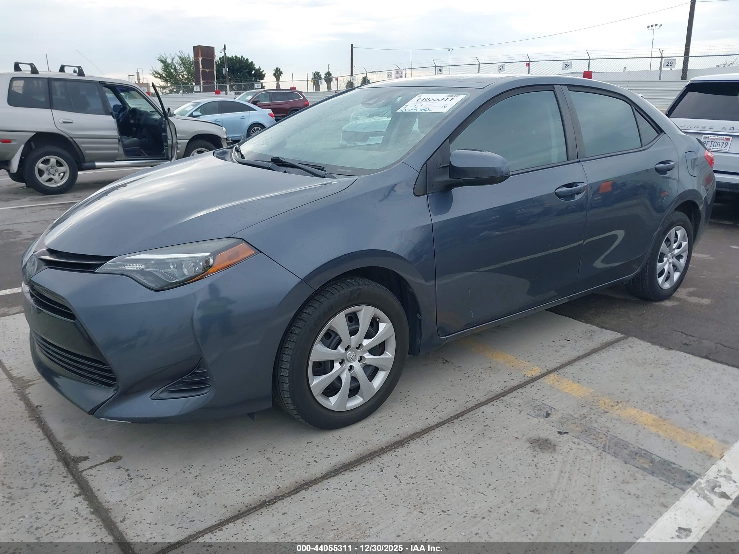 TOYOTA COROLLA image 2