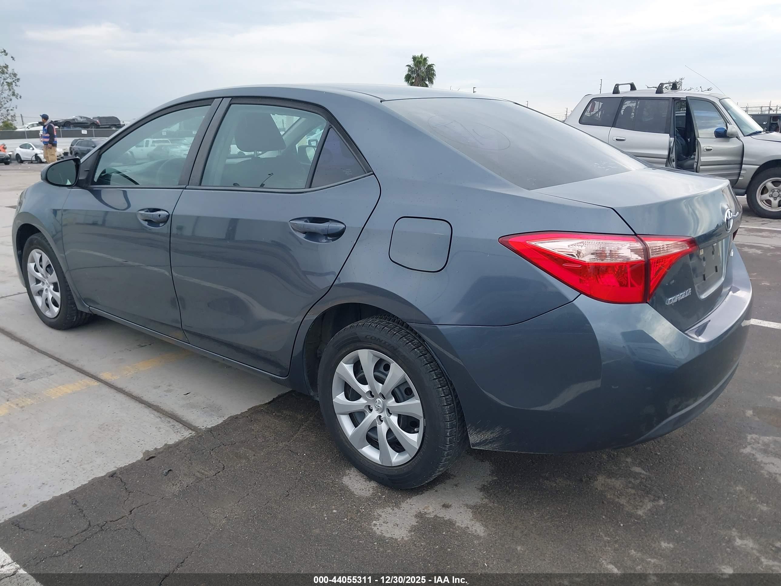 TOYOTA COROLLA image 3