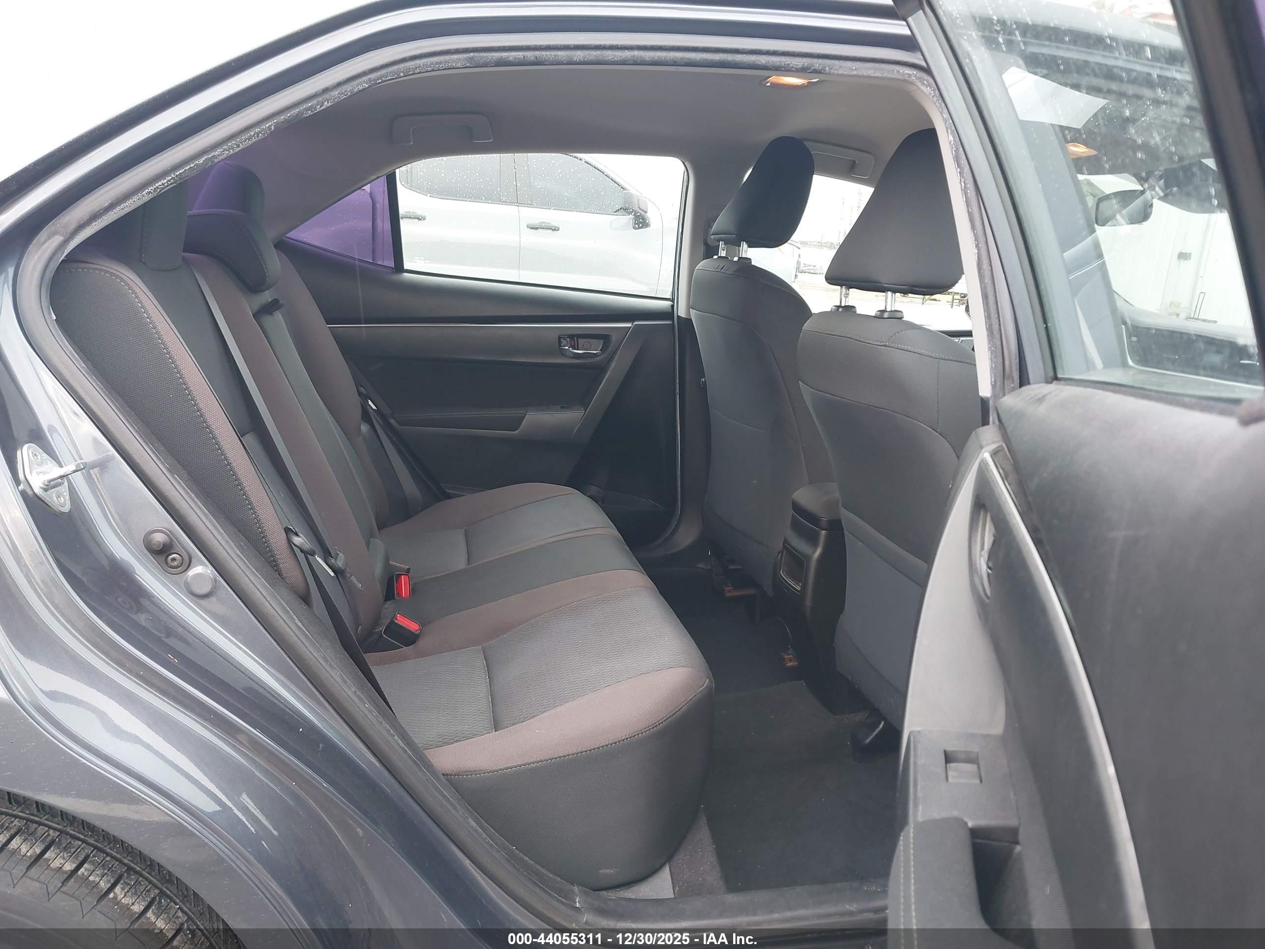 TOYOTA COROLLA image 8