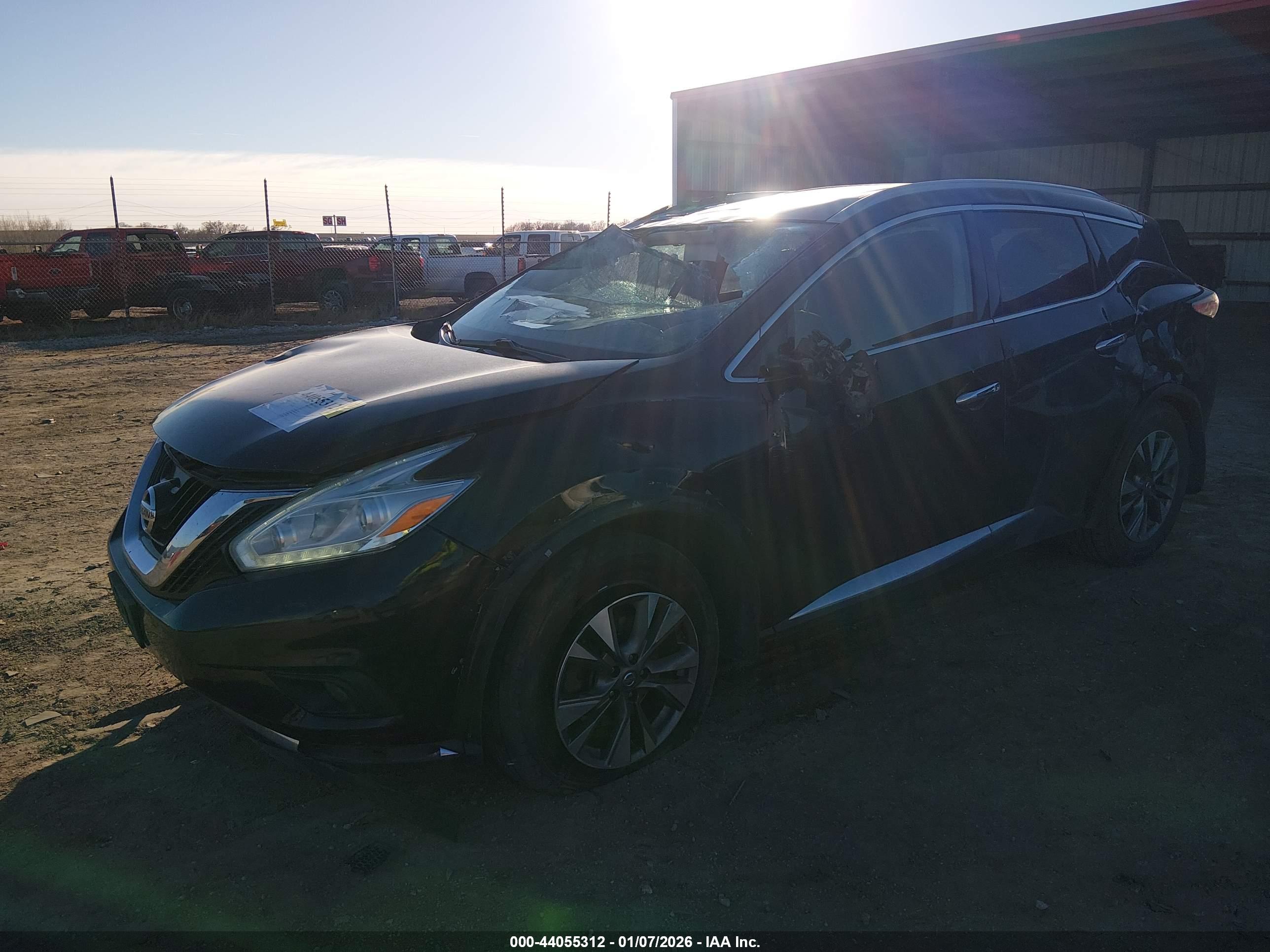 NISSAN MURANO image 2