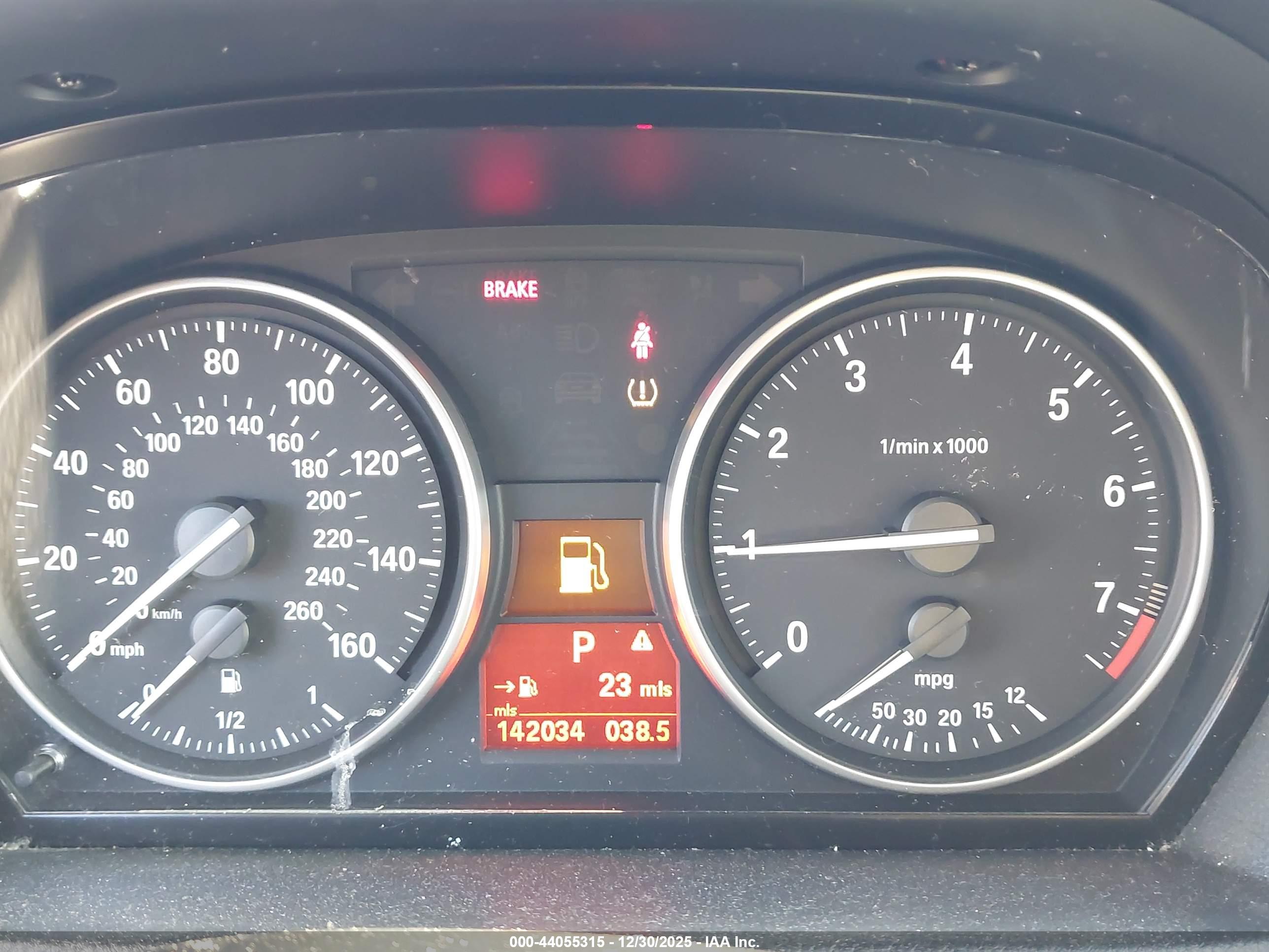 BMW 328I image 7