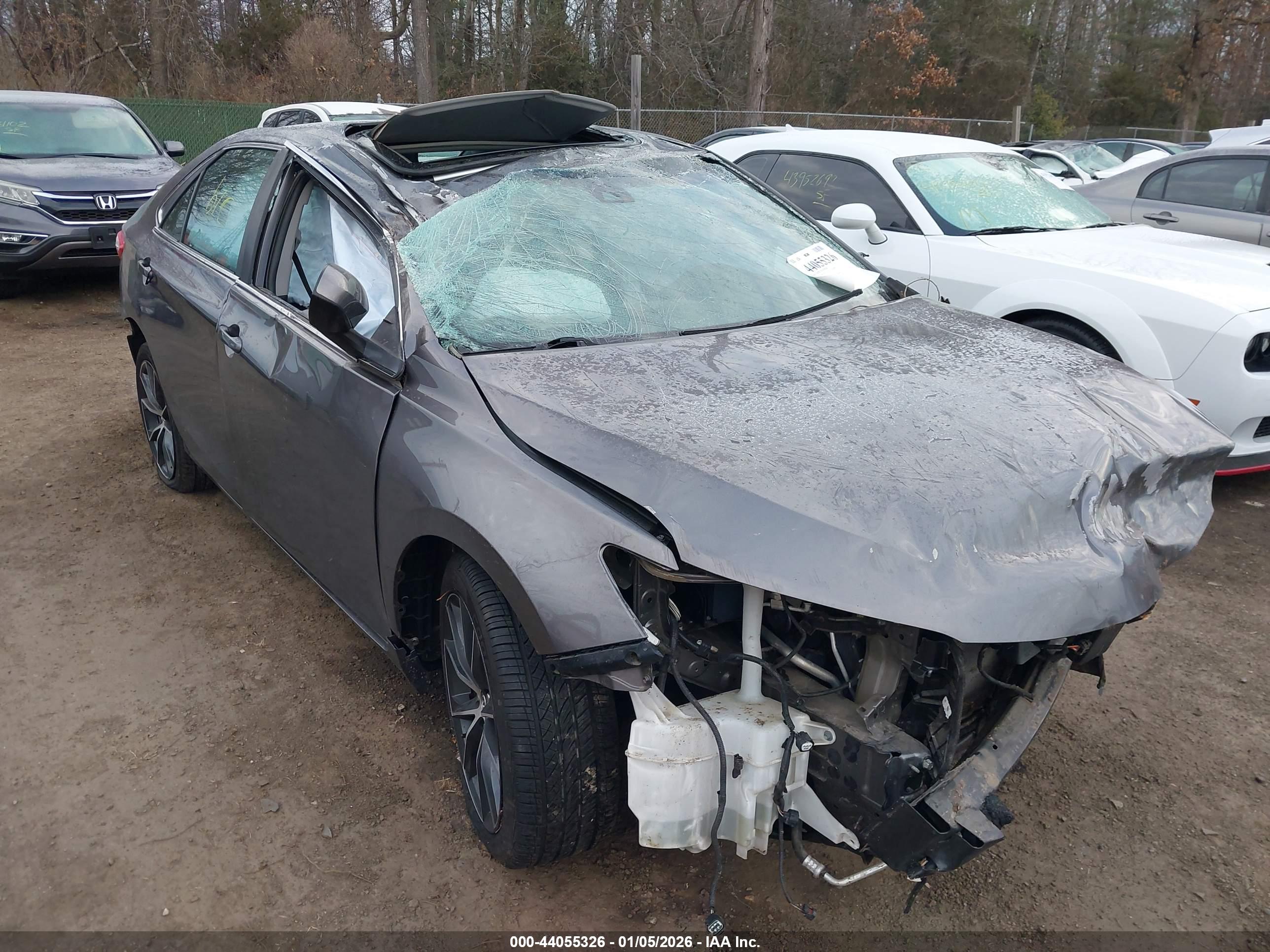 TOYOTA CAMRY image 6