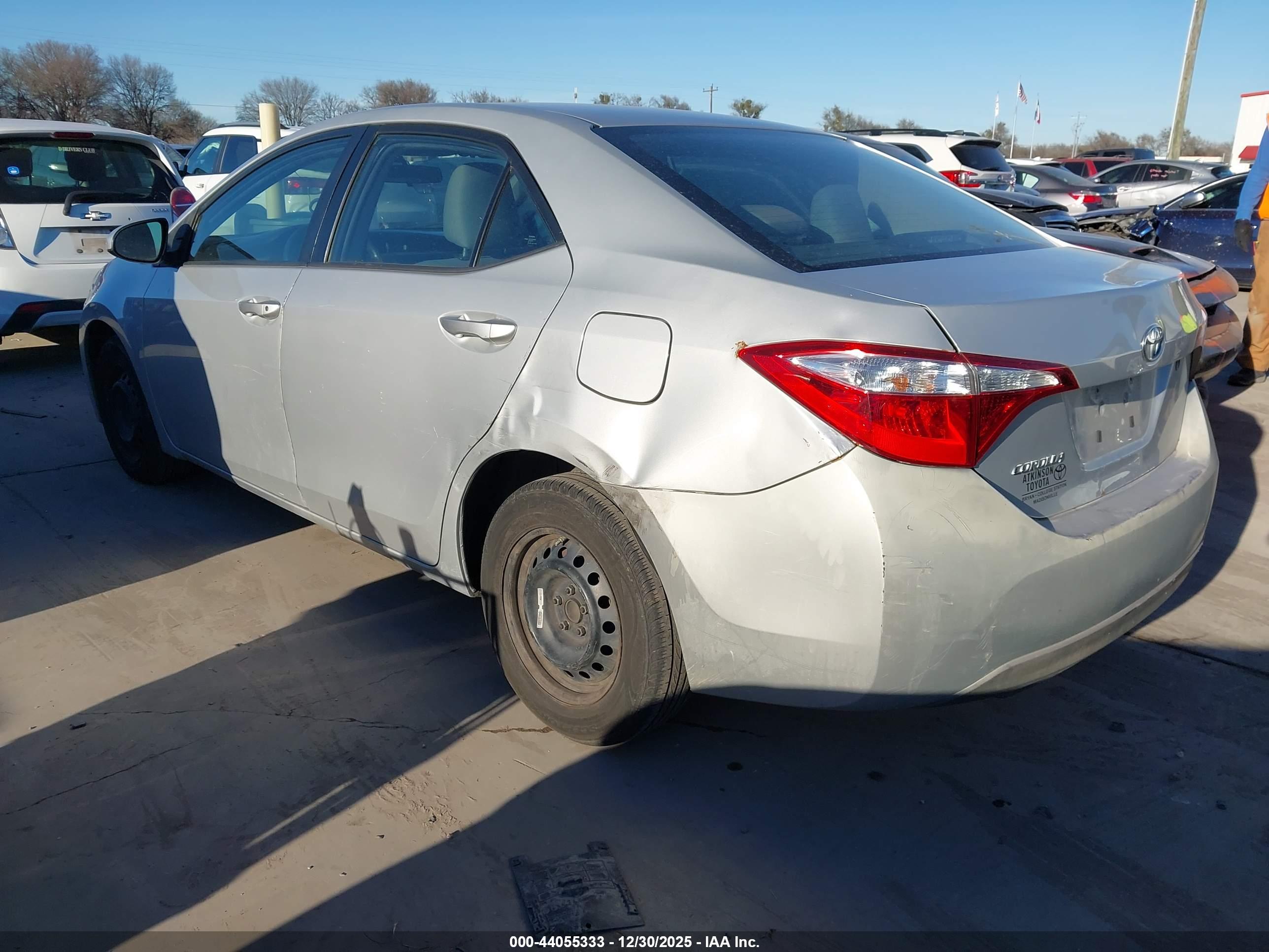 TOYOTA COROLLA image 3
