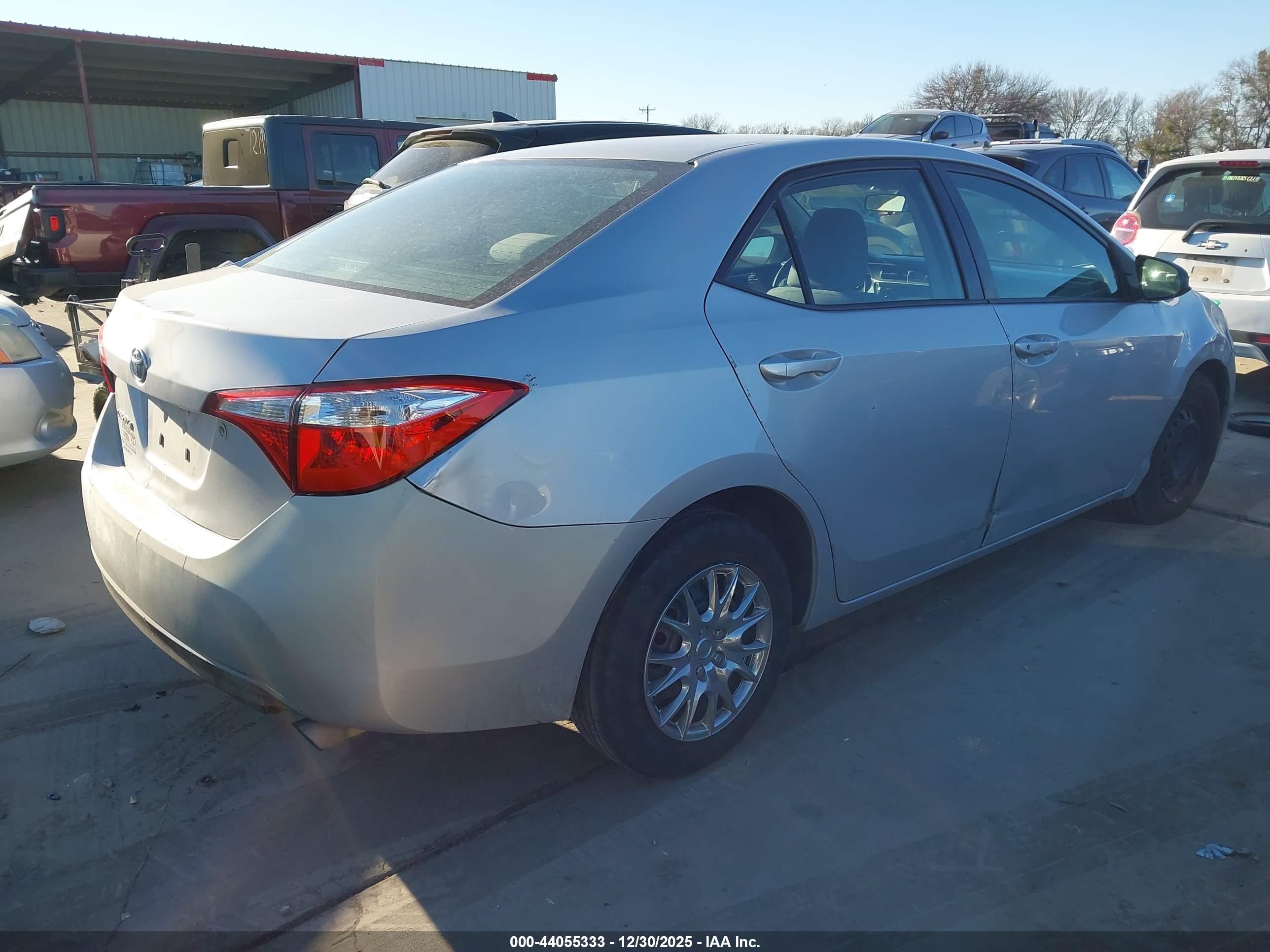 TOYOTA COROLLA image 4
