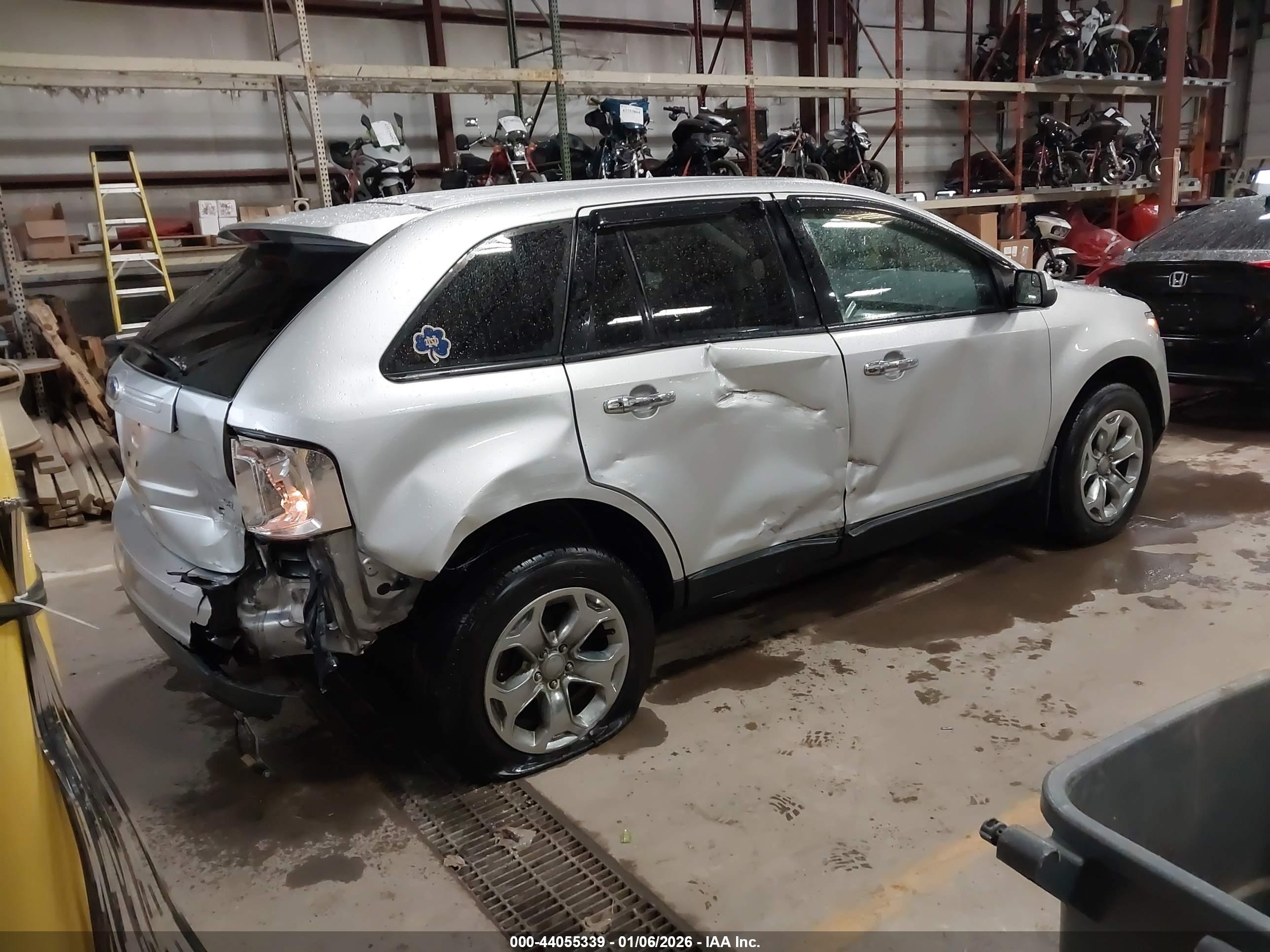 FORD EDGE image 4