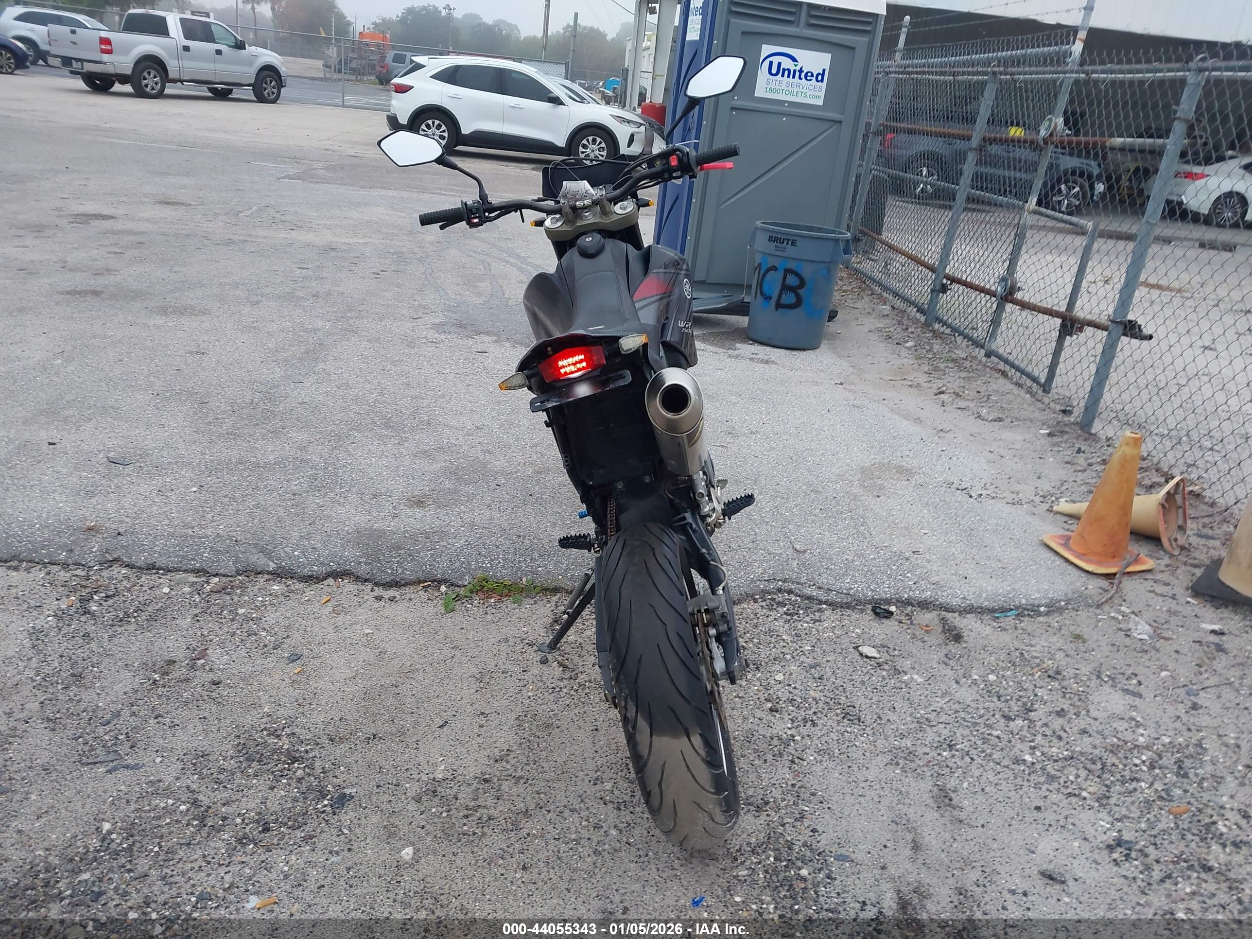 YAMAHA WR250X image 6