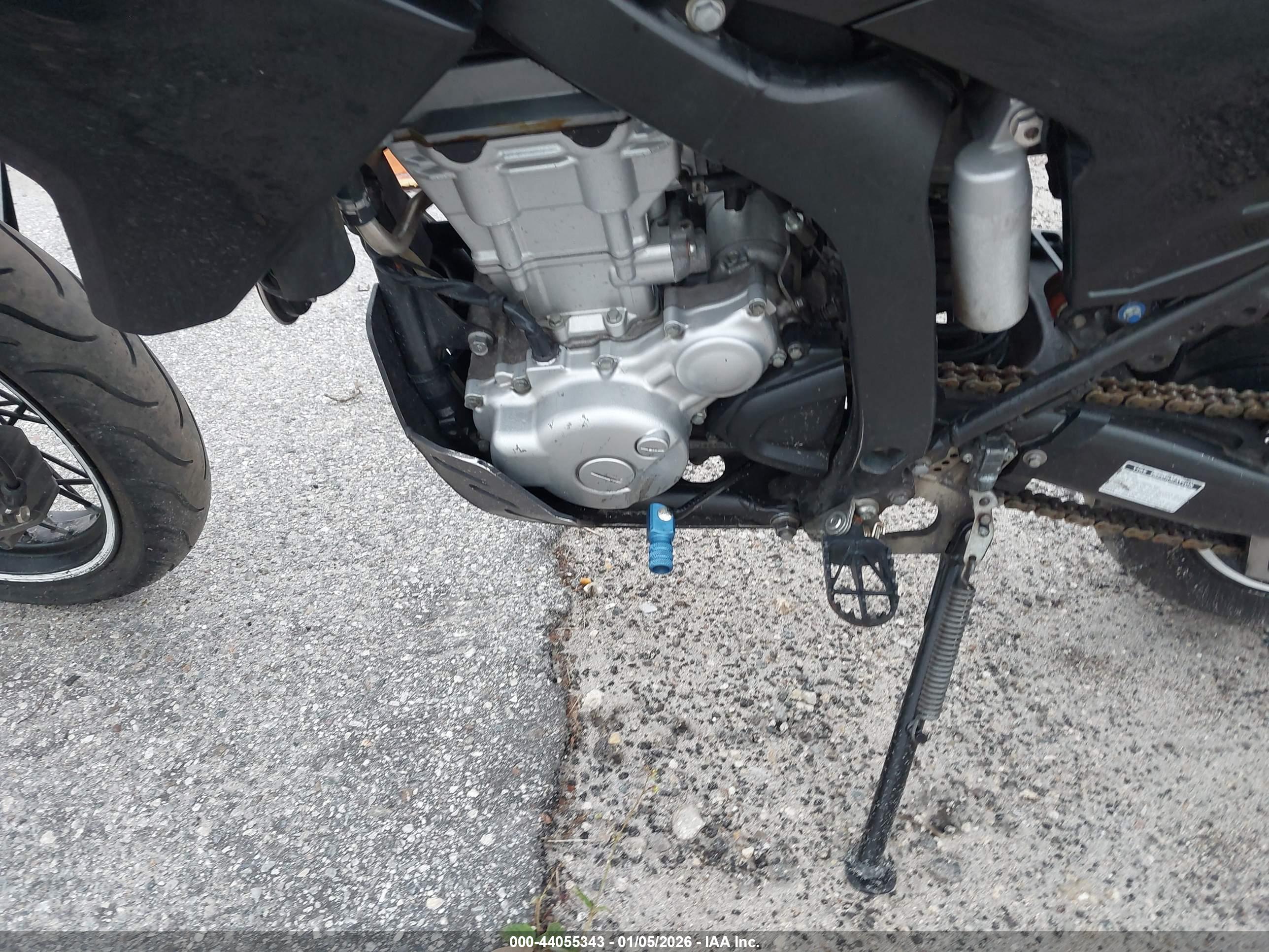 YAMAHA WR250X image 9