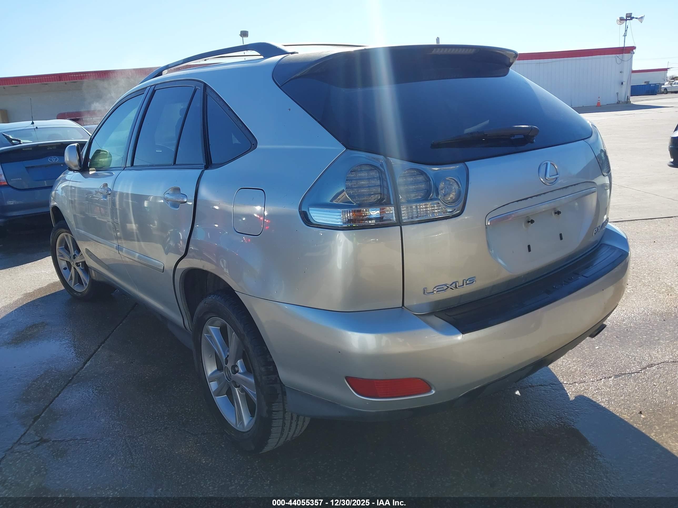 LEXUS RX image 3