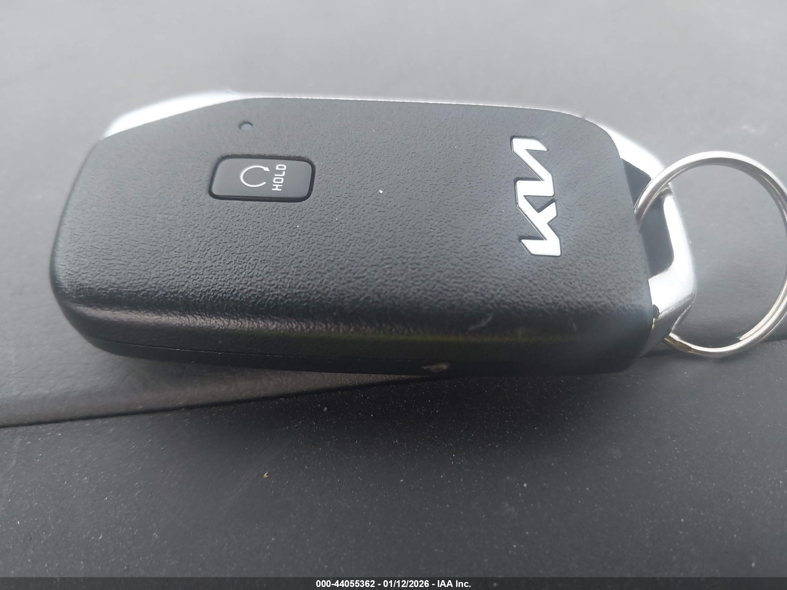 KIA SORENTO image 11