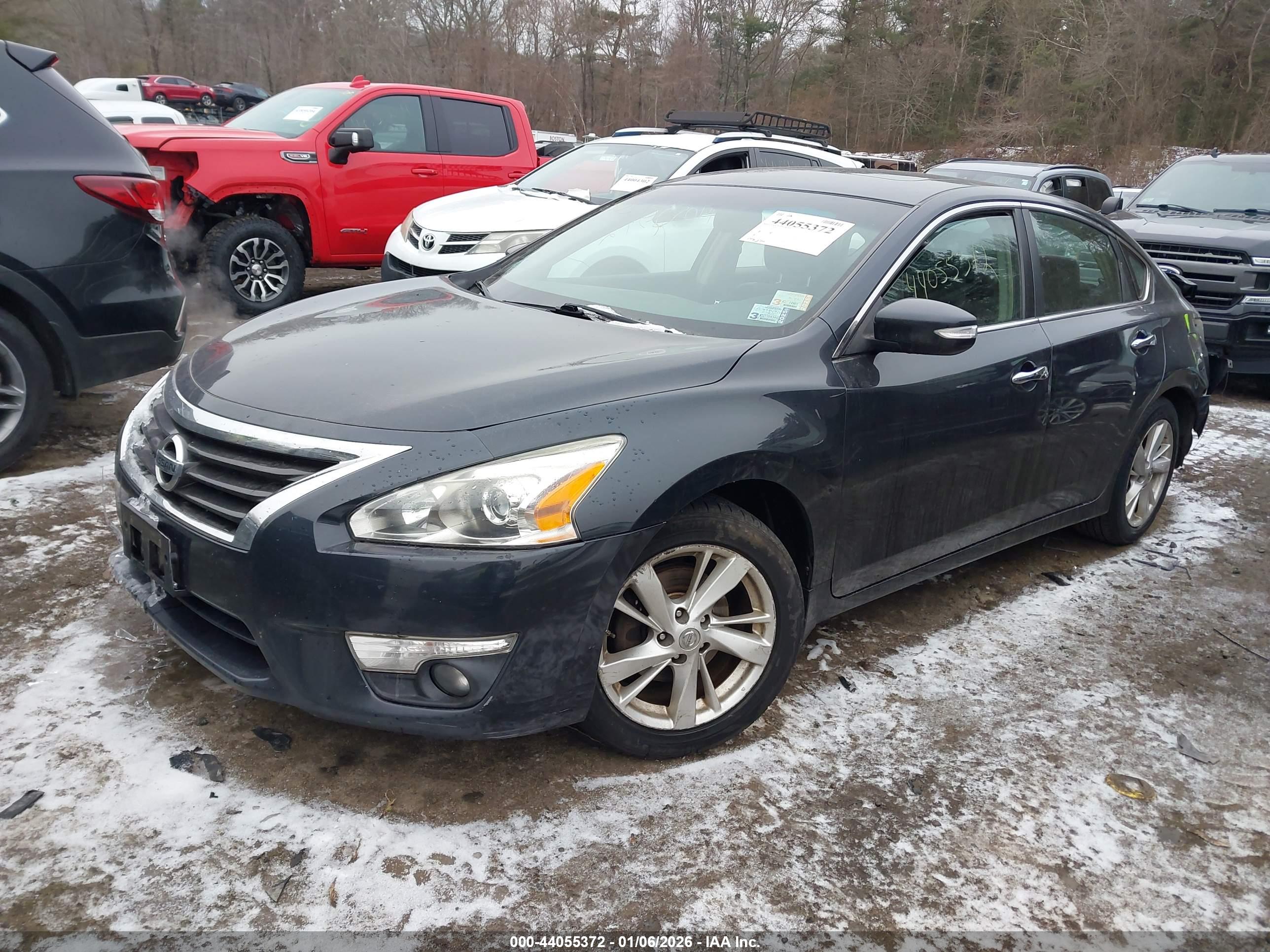 NISSAN ALTIMA image 2