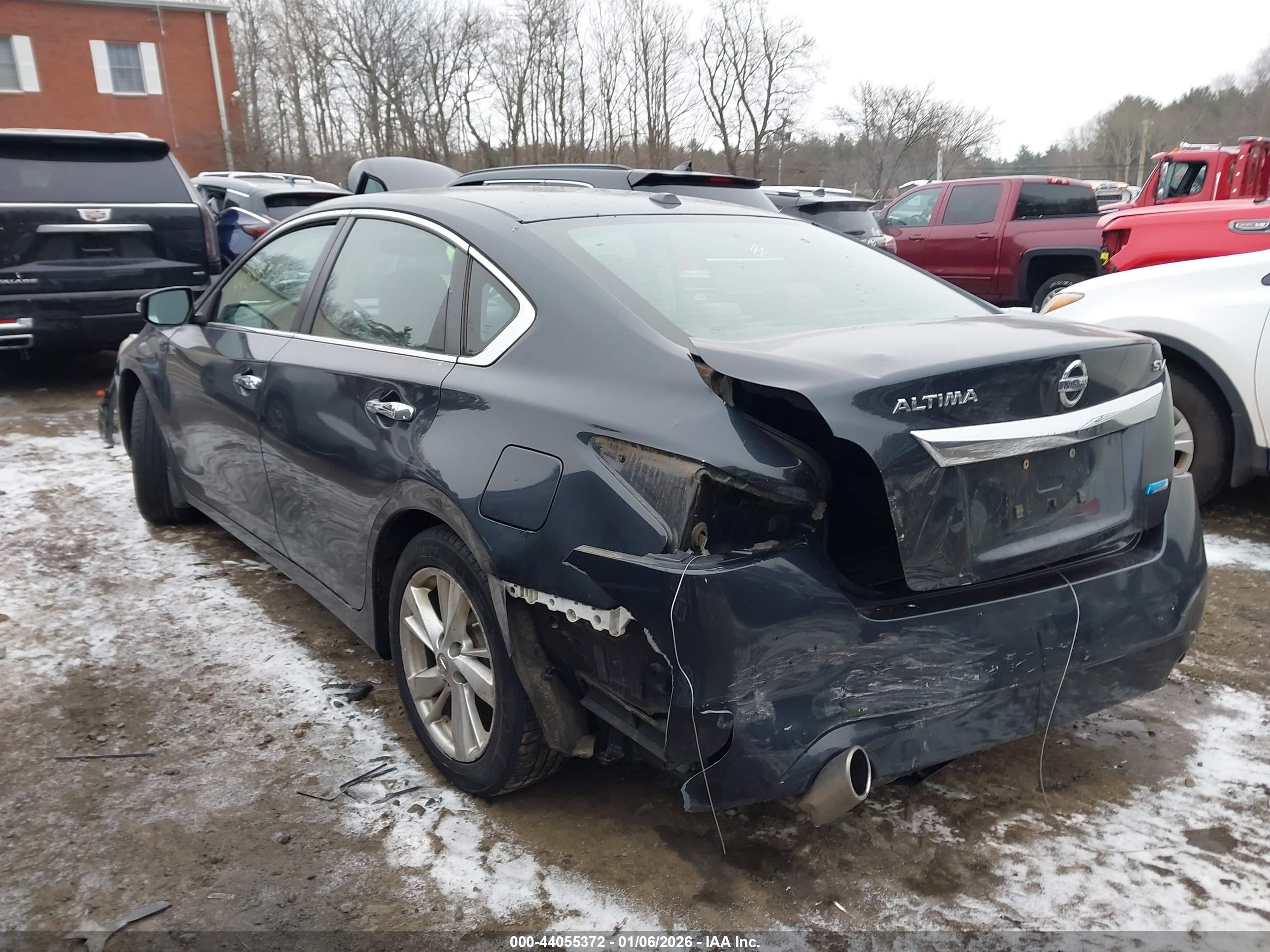 NISSAN ALTIMA image 3