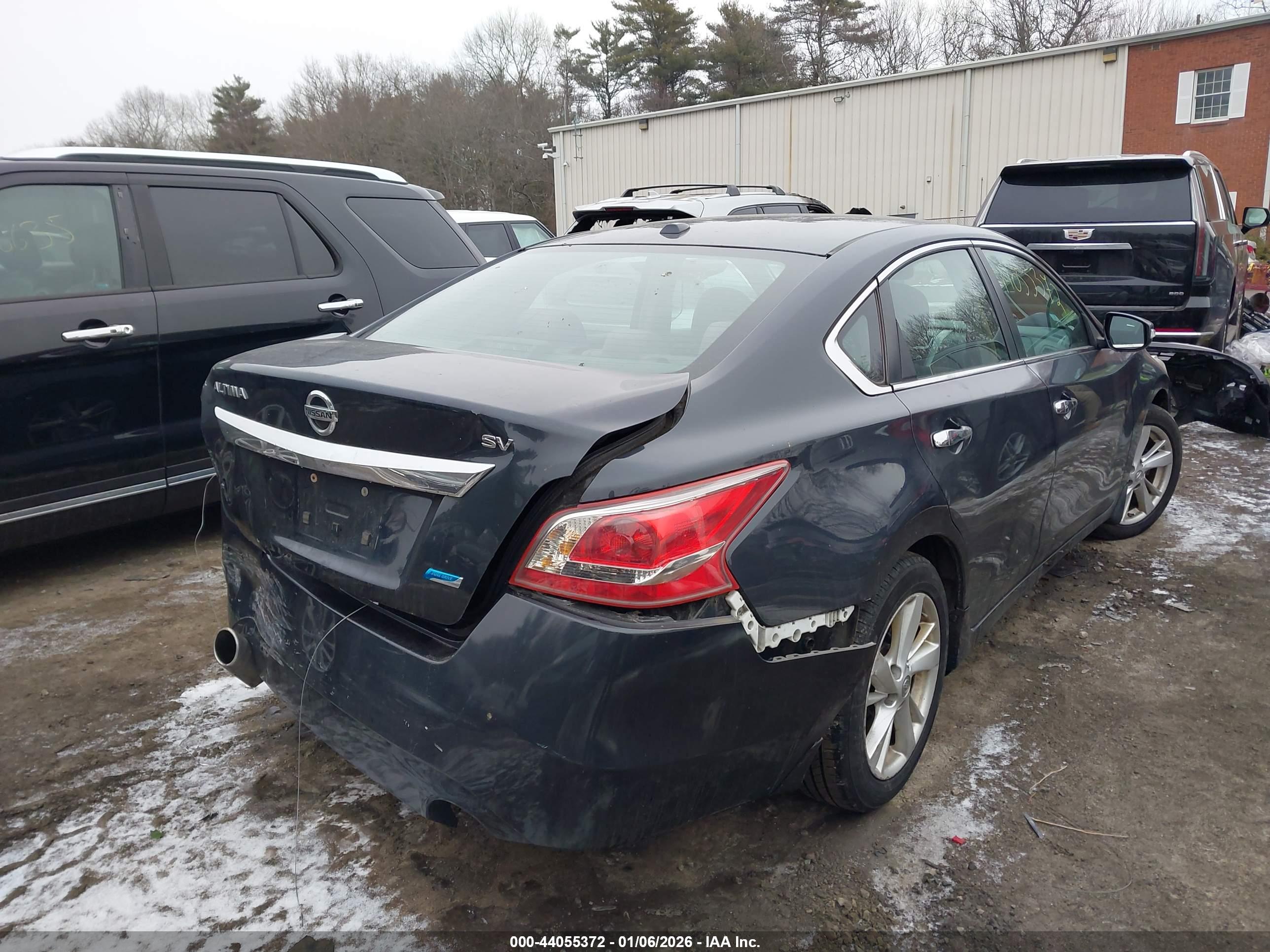 NISSAN ALTIMA image 4