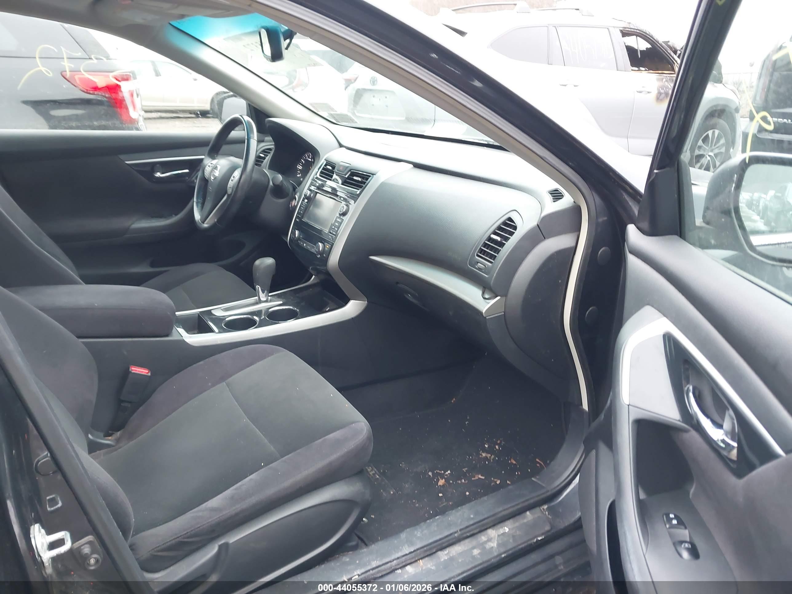 NISSAN ALTIMA image 5