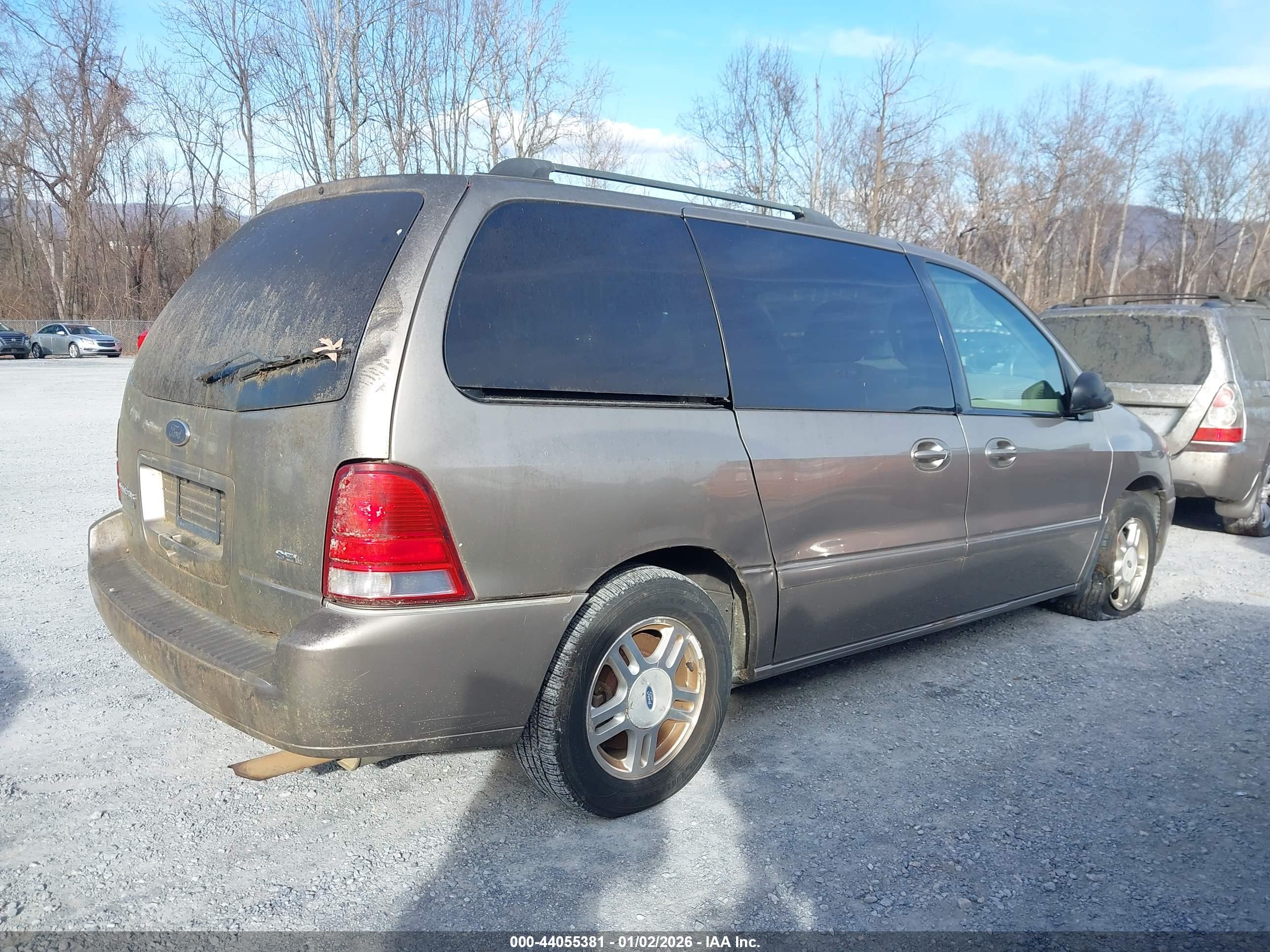 FORD FREESTAR image 6