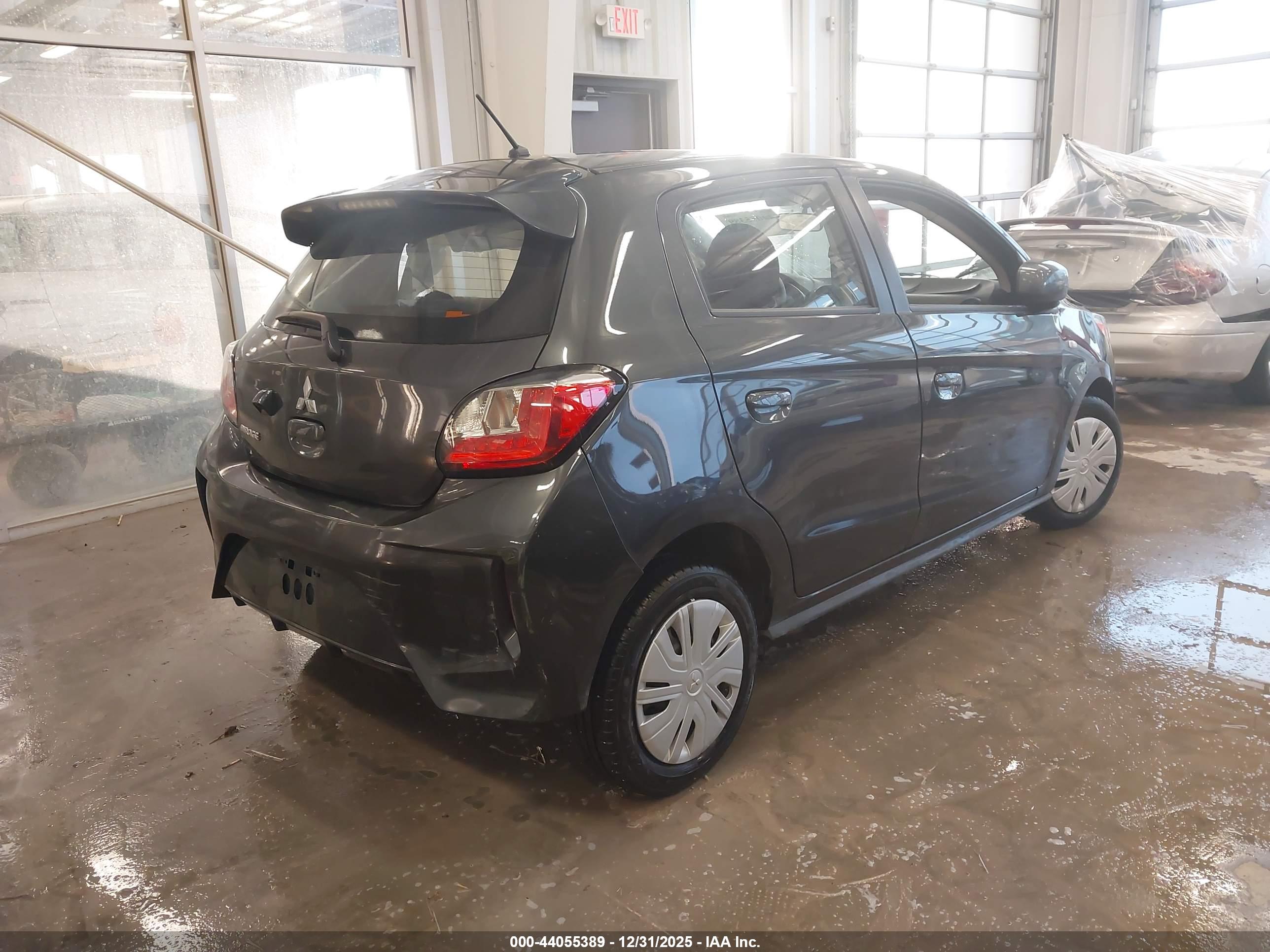 MITSUBISHI MIRAGE image 4