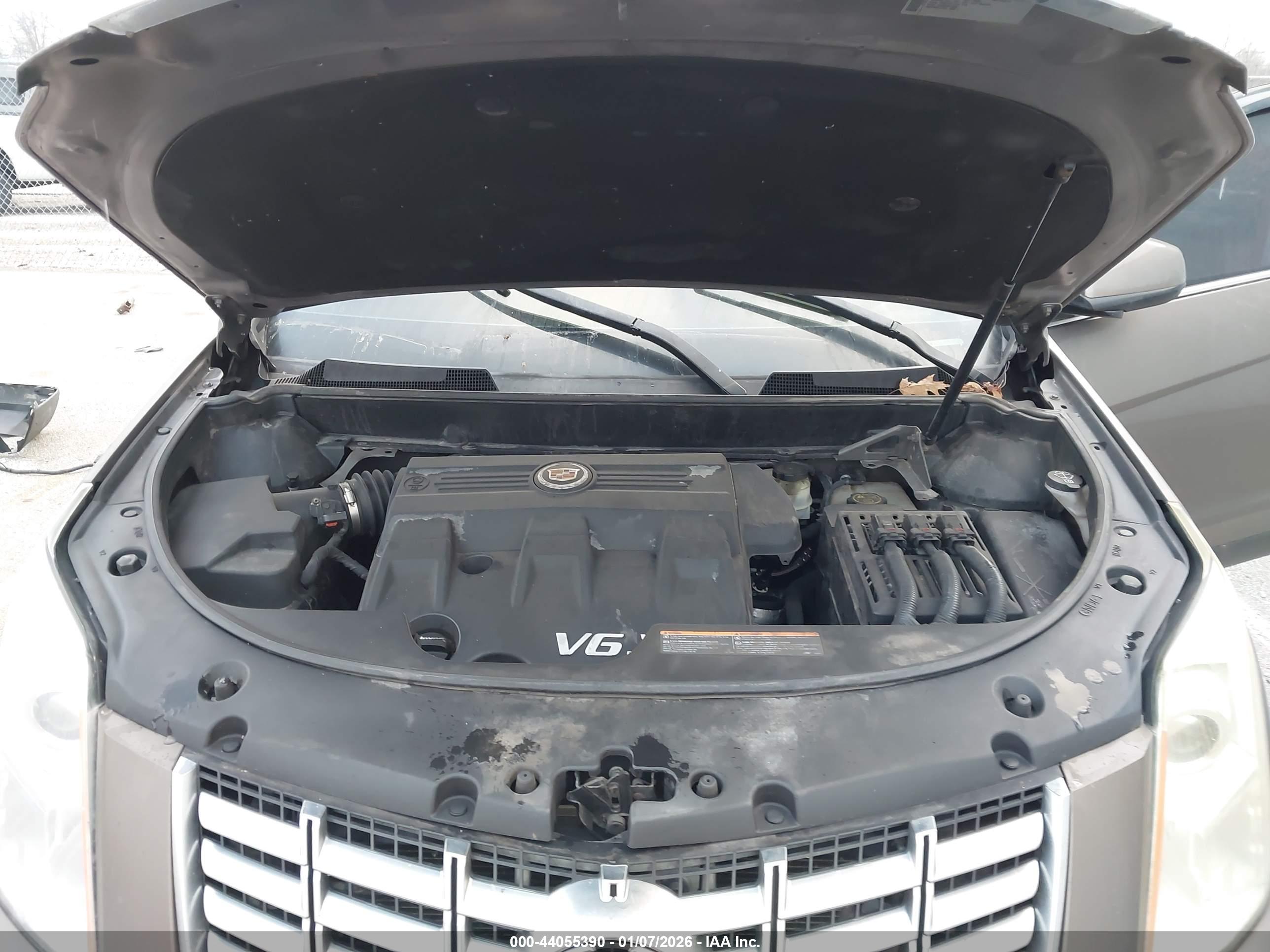 CADILLAC SRX image 10