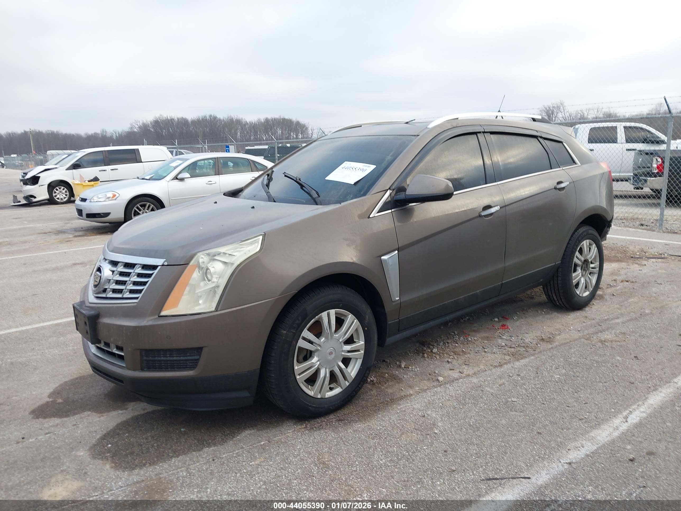 CADILLAC SRX image 2