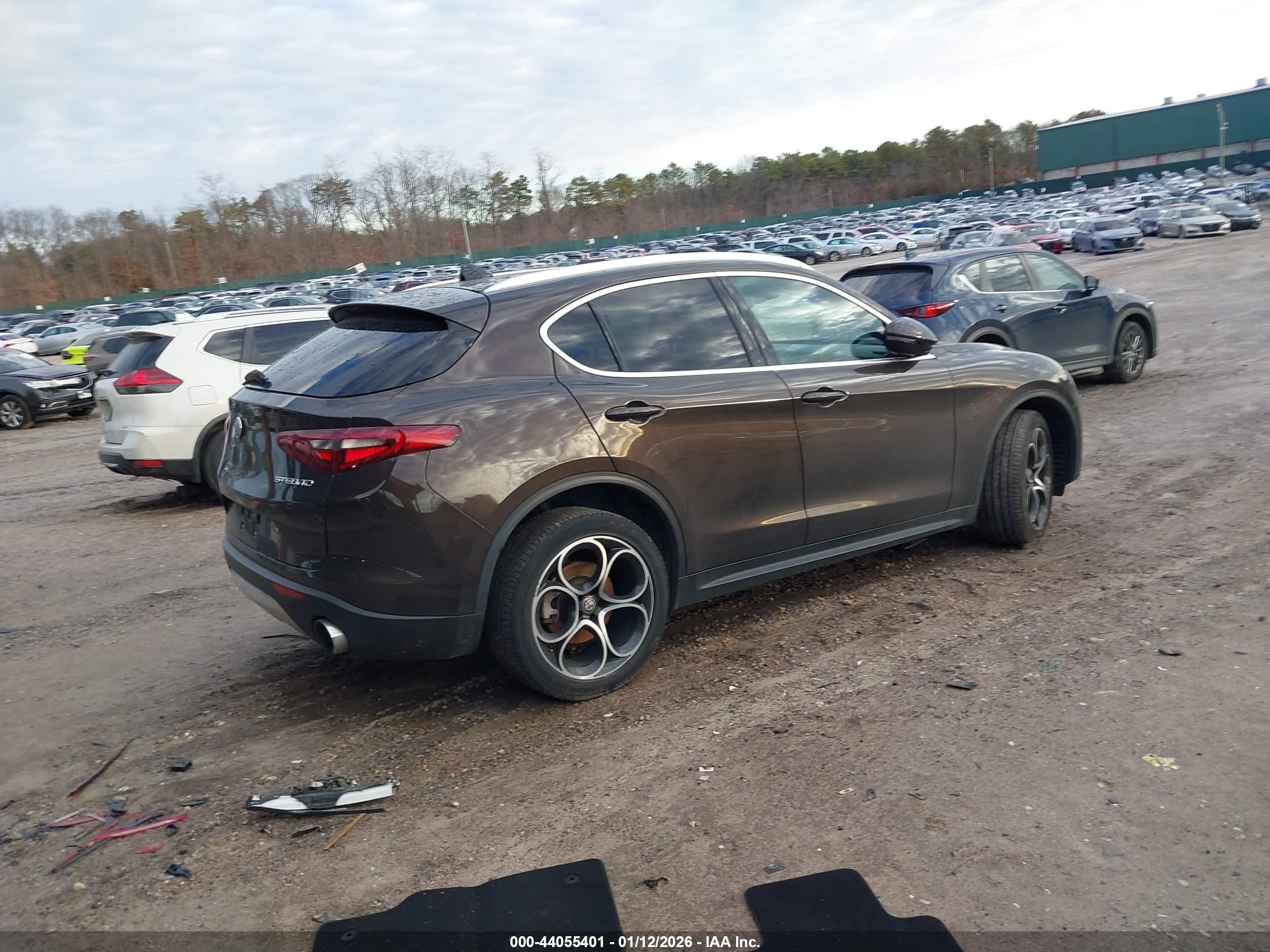 ALFA ROMEO image 4