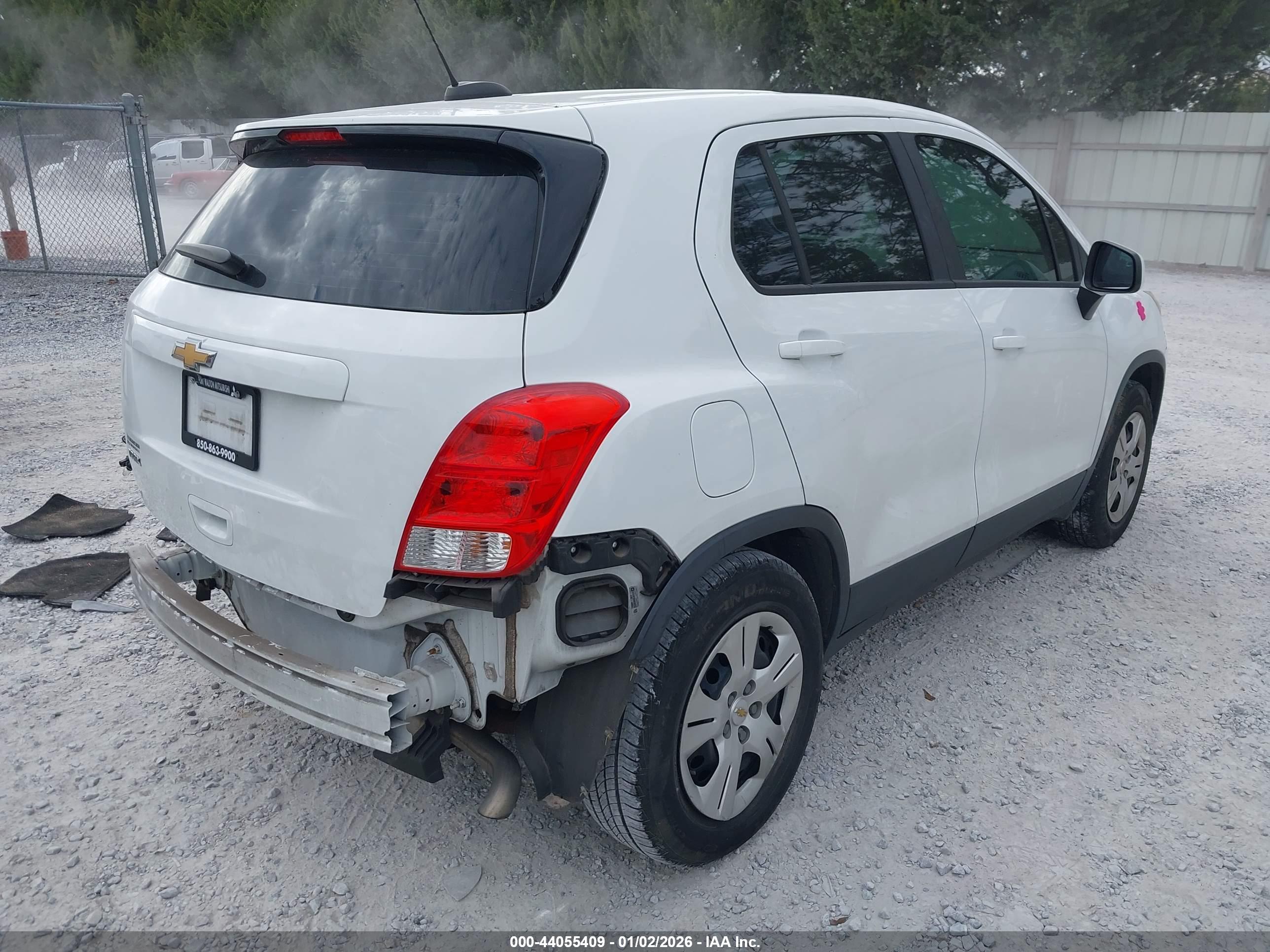CHEVROLET TRAX image 4