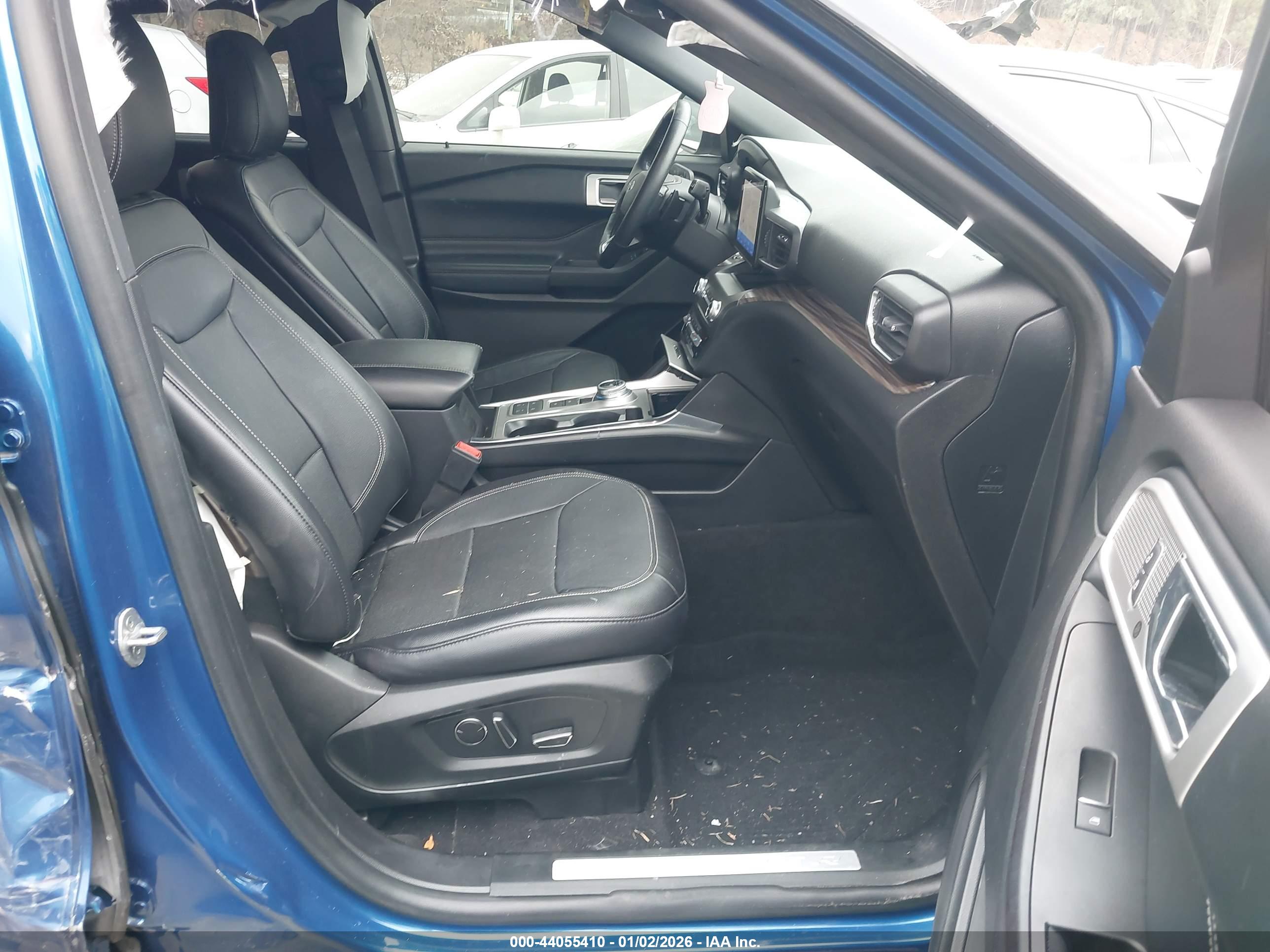 FORD EXPLORER image 5