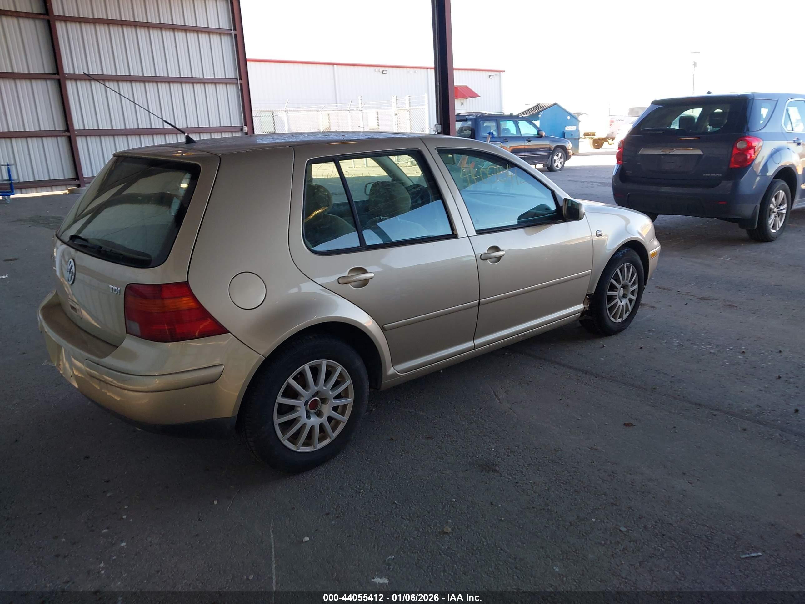 VOLKSWAGEN GOLF image 4