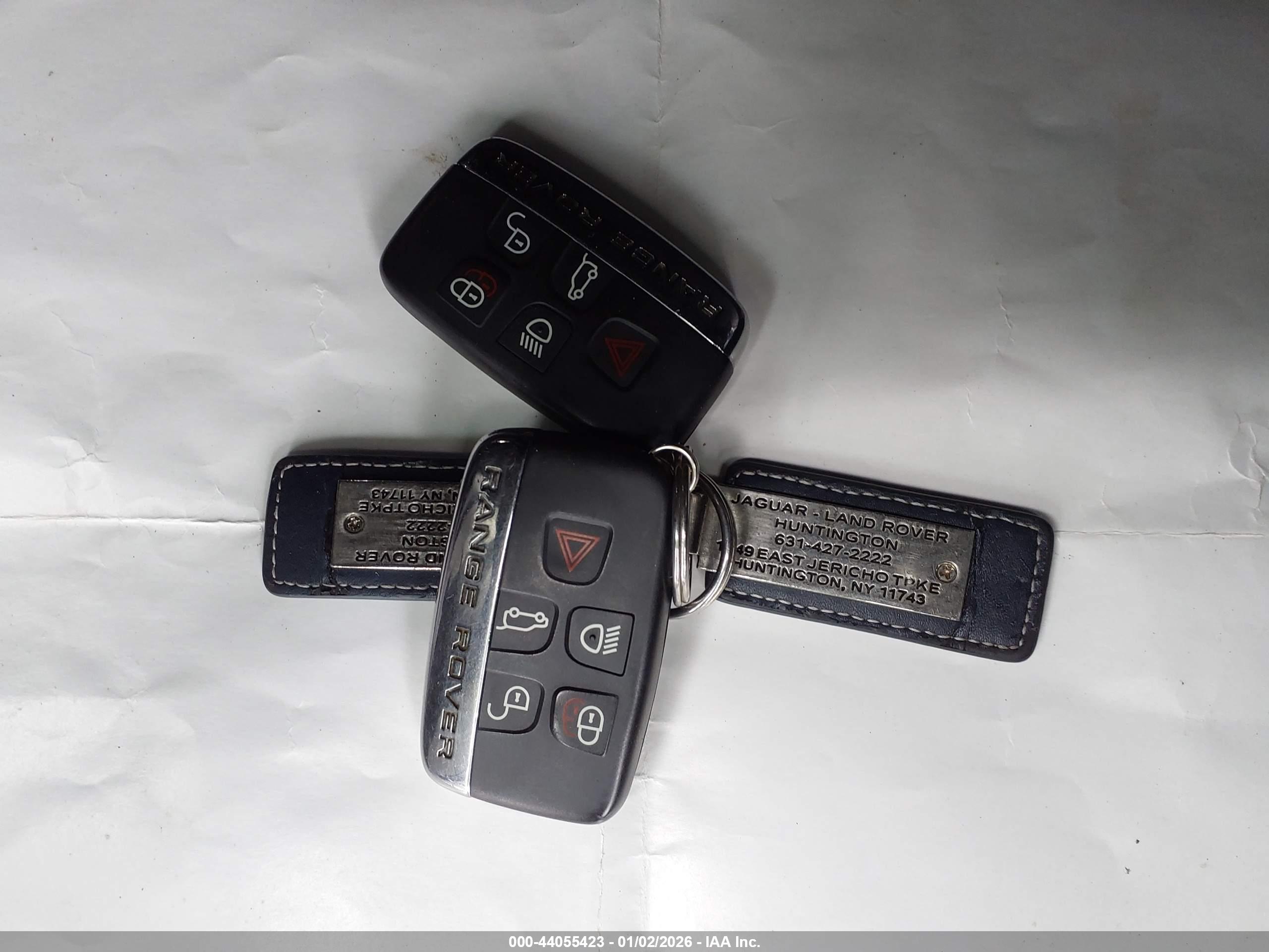 LAND ROVER image 11