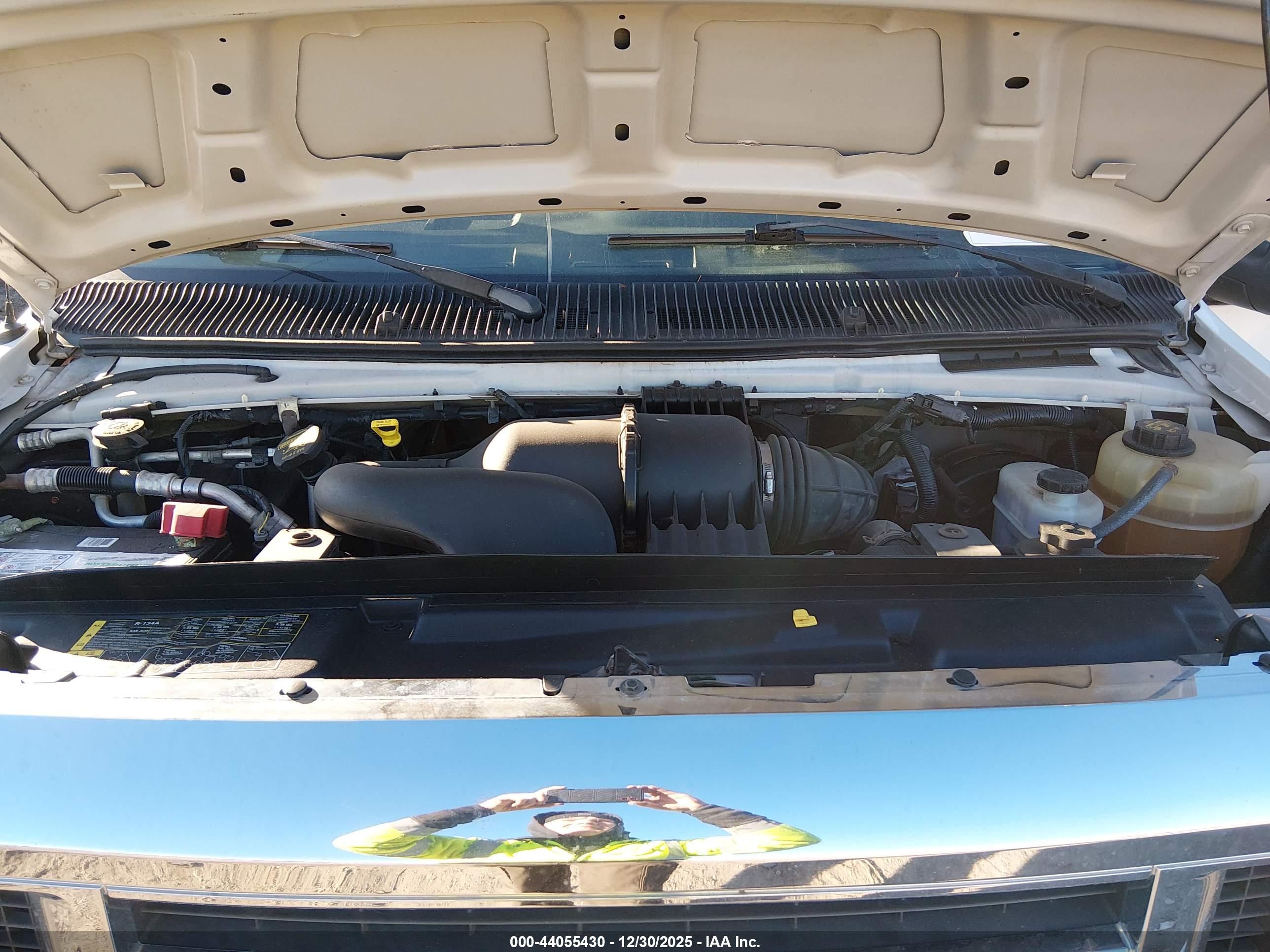 FORD E-250 image 10