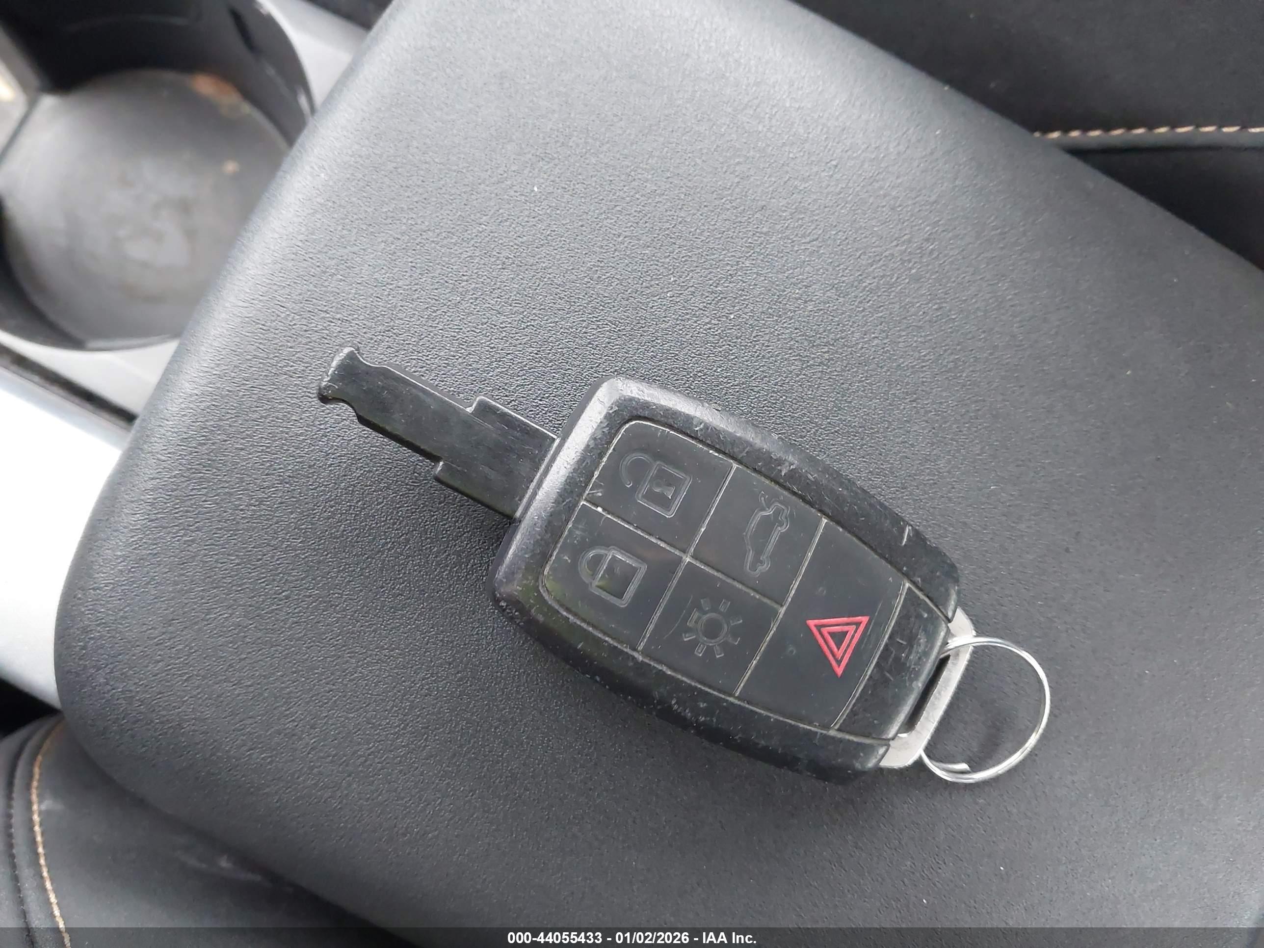 VOLVO S40 image 11