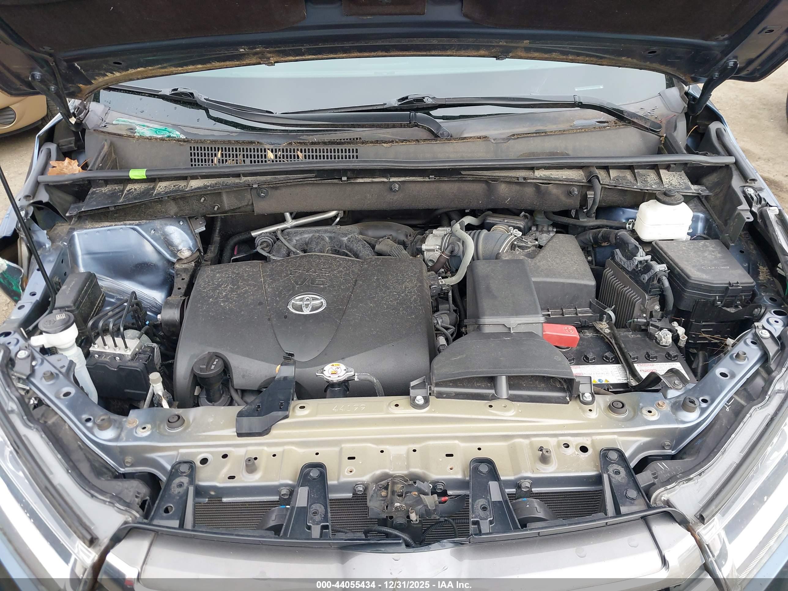 TOYOTA HIGHLANDER image 10