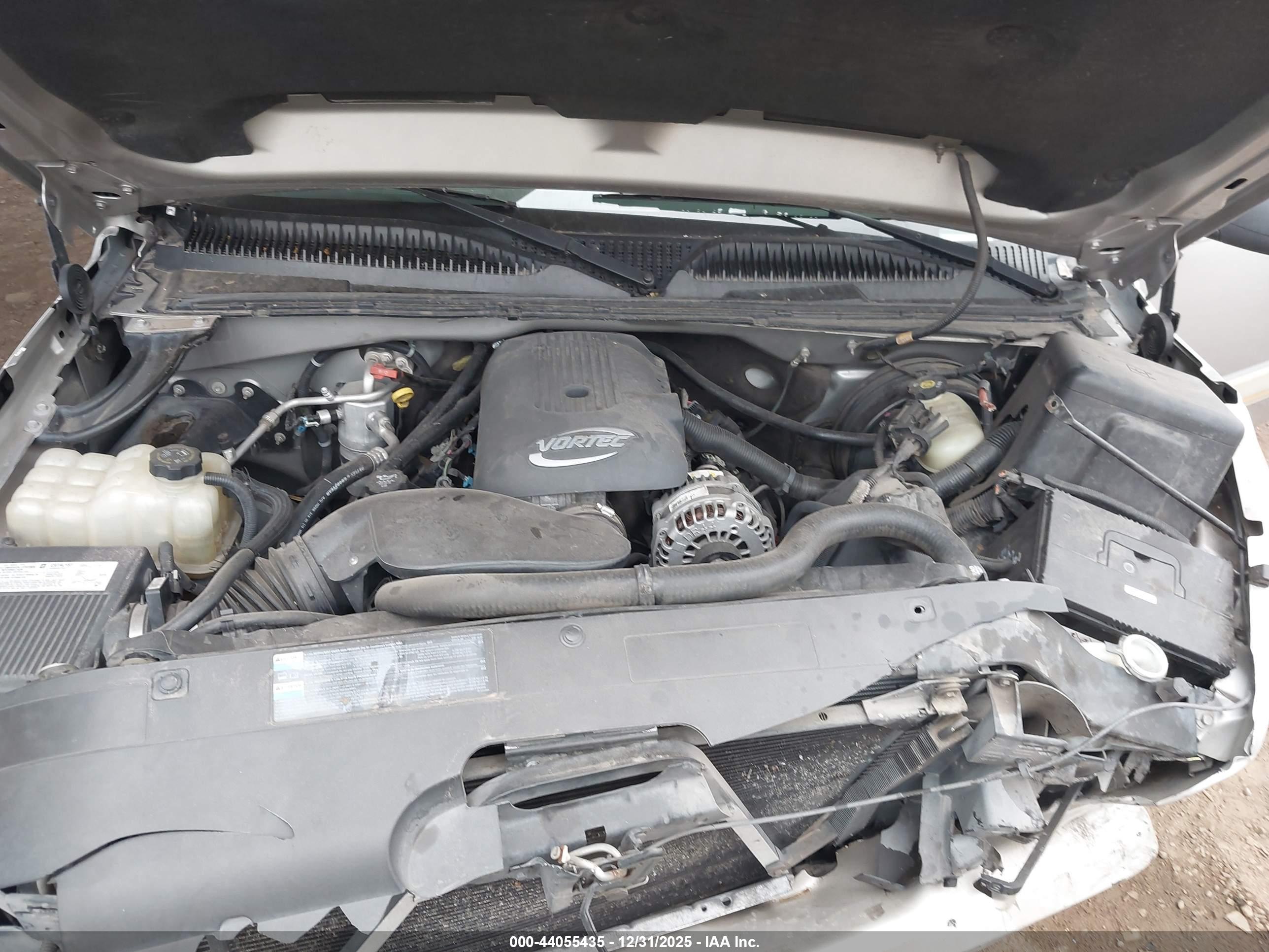 CHEVROLET SILVERADO image 10