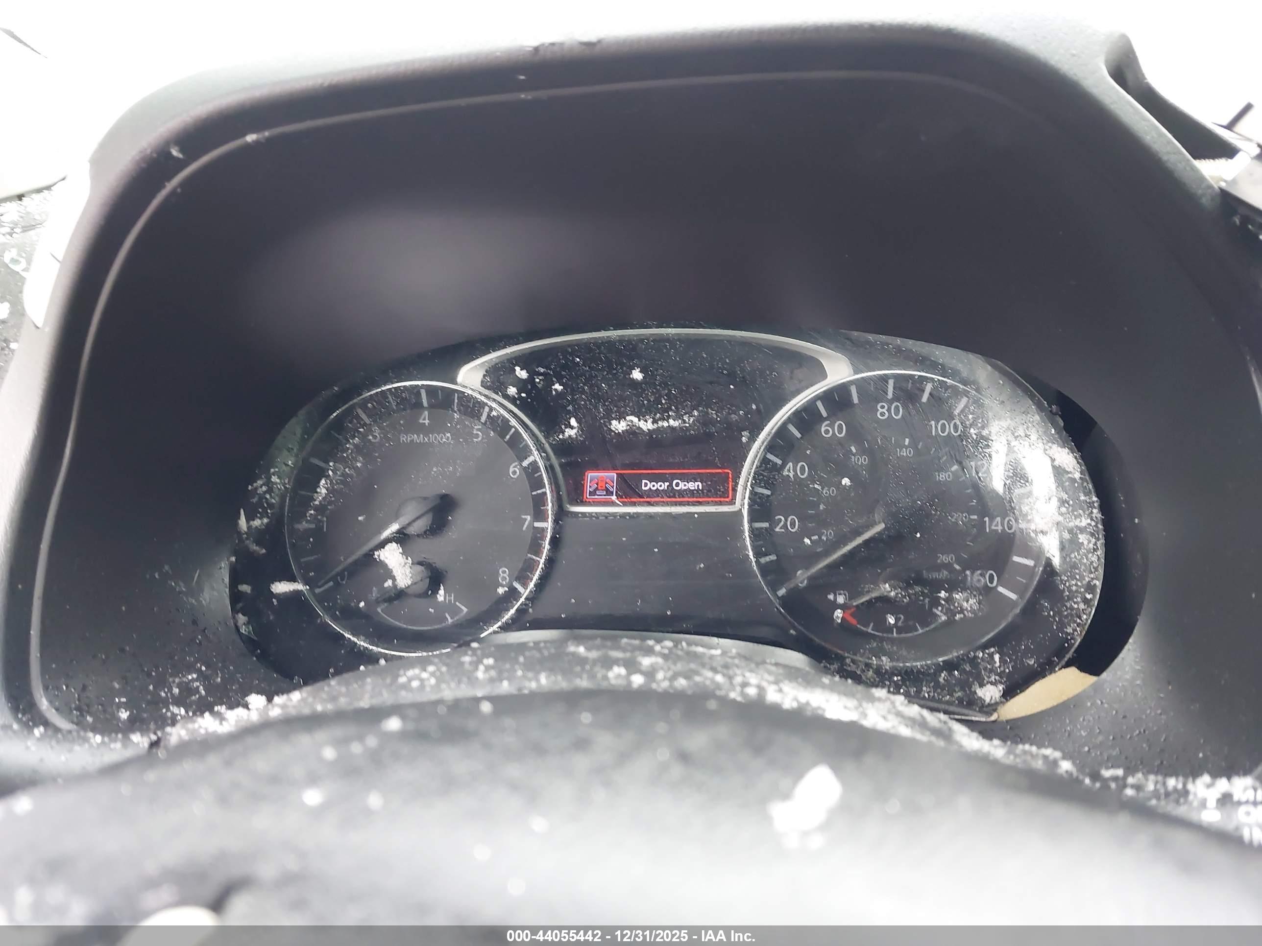 NISSAN PATHFINDER image 7