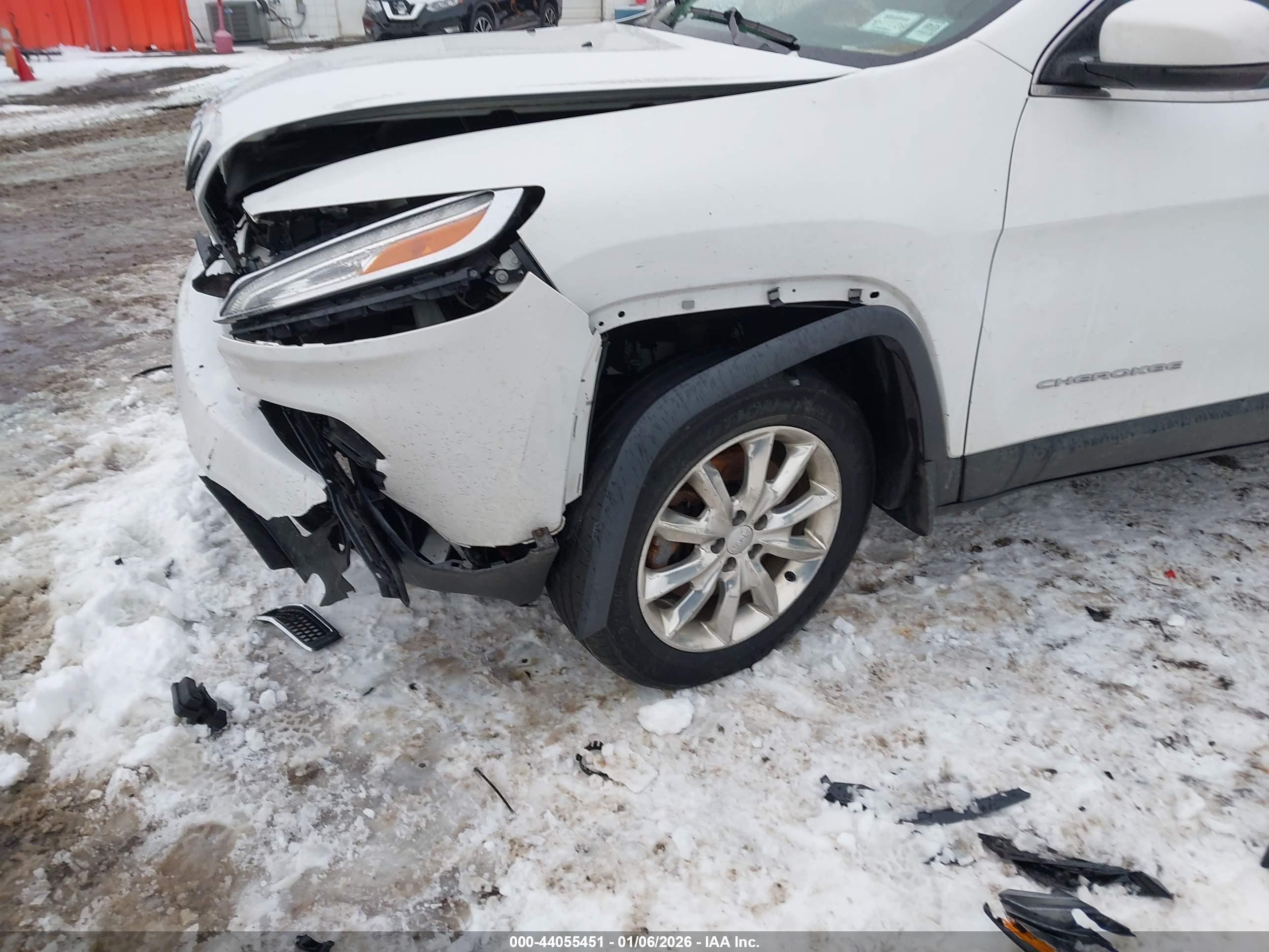 JEEP CHEROKEE image 6