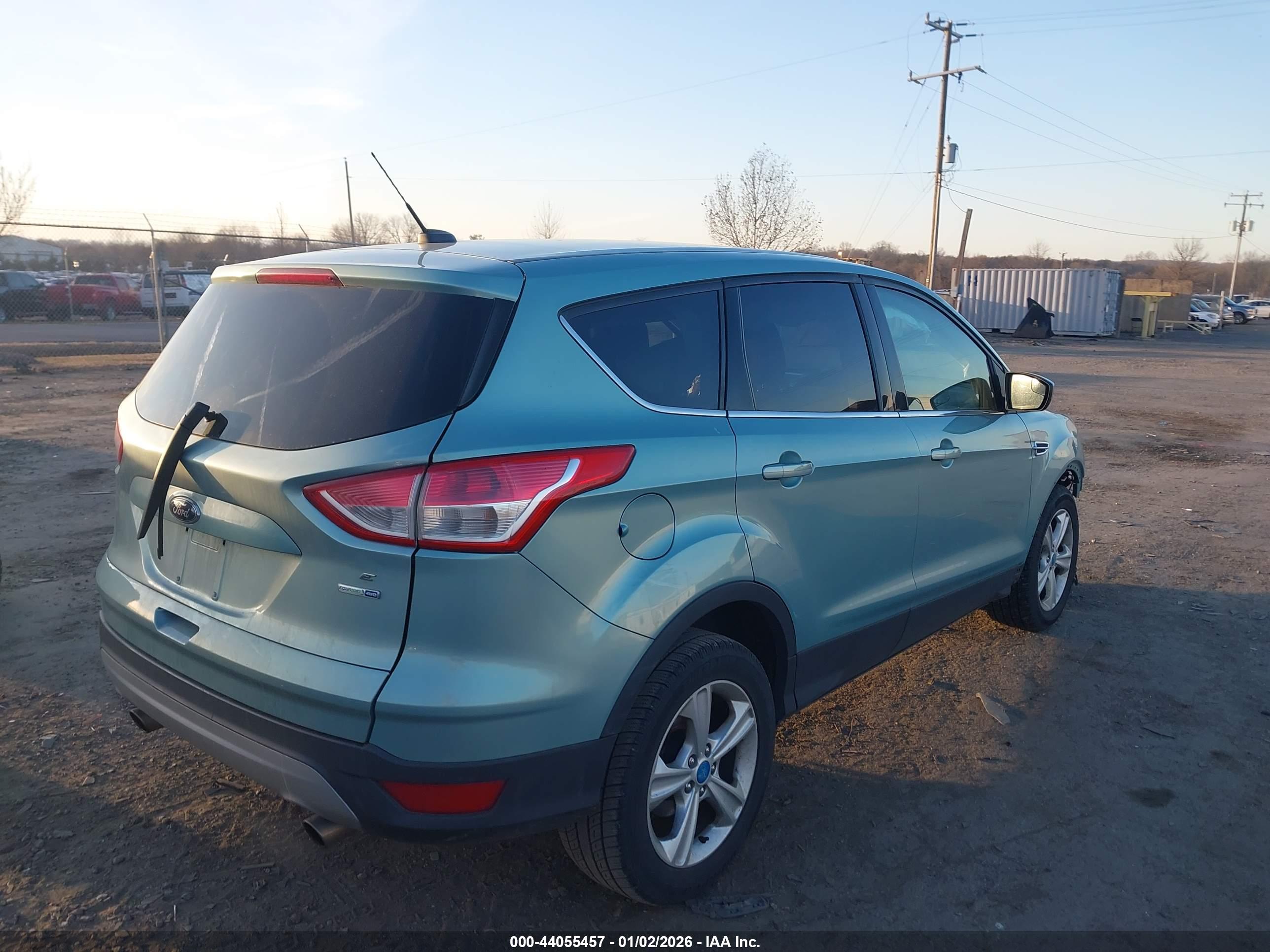 FORD ESCAPE image 4