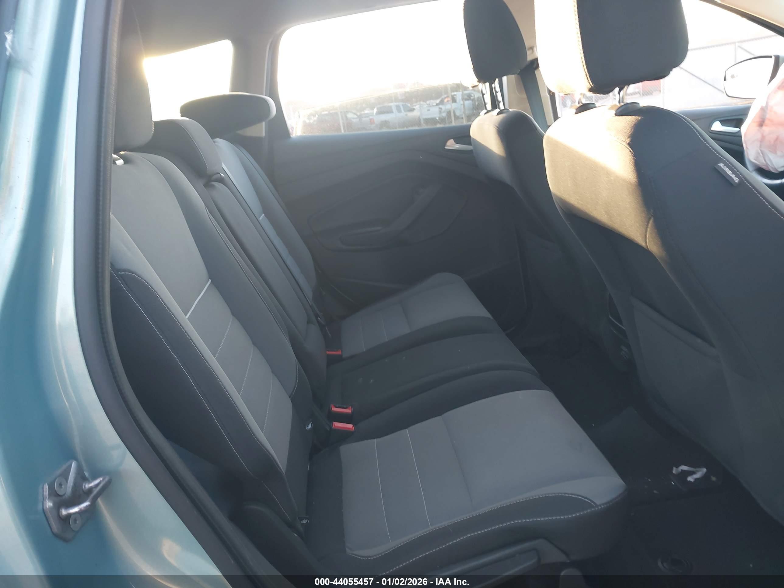 FORD ESCAPE image 8
