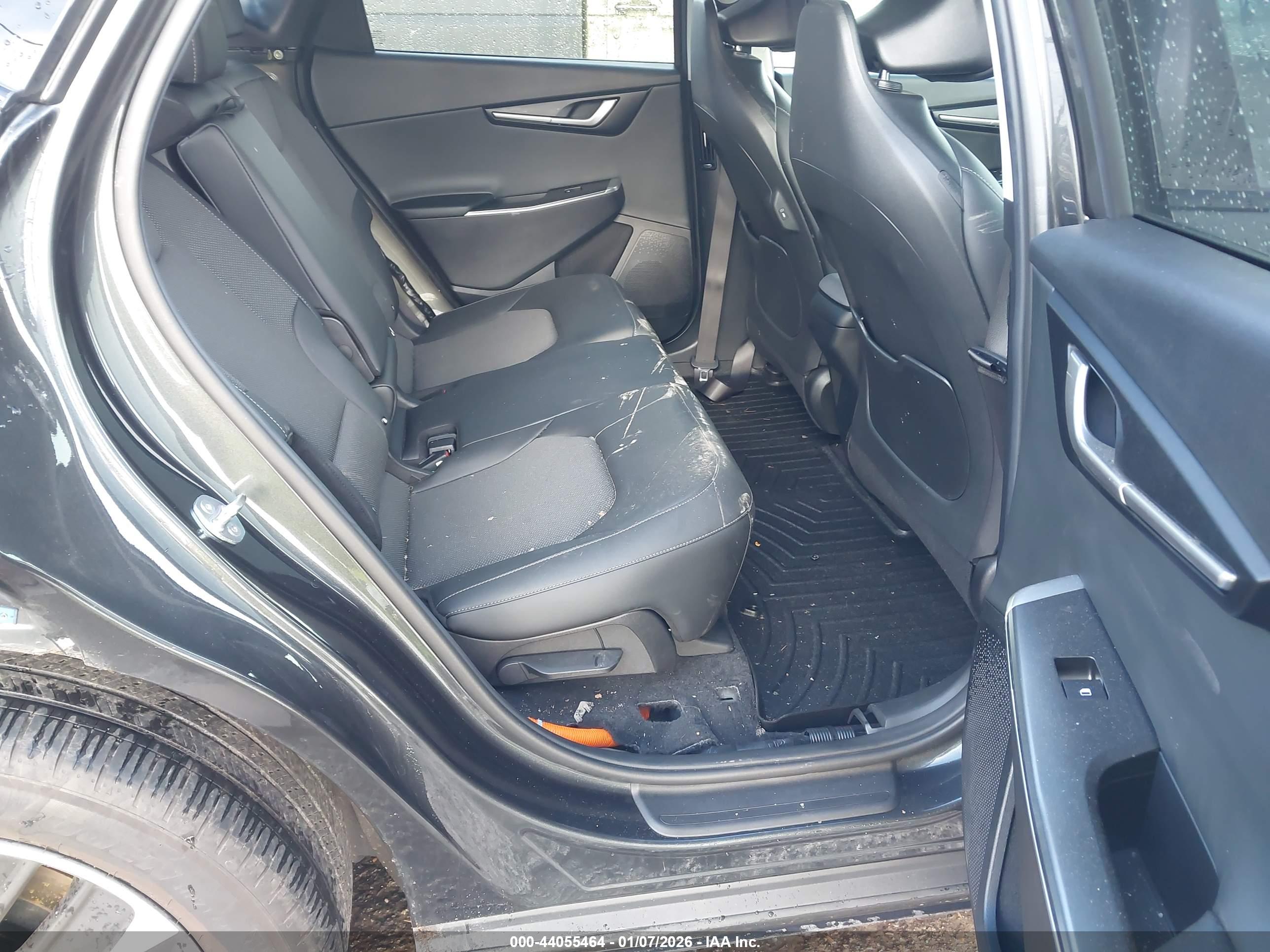 KIA EV6 image 8