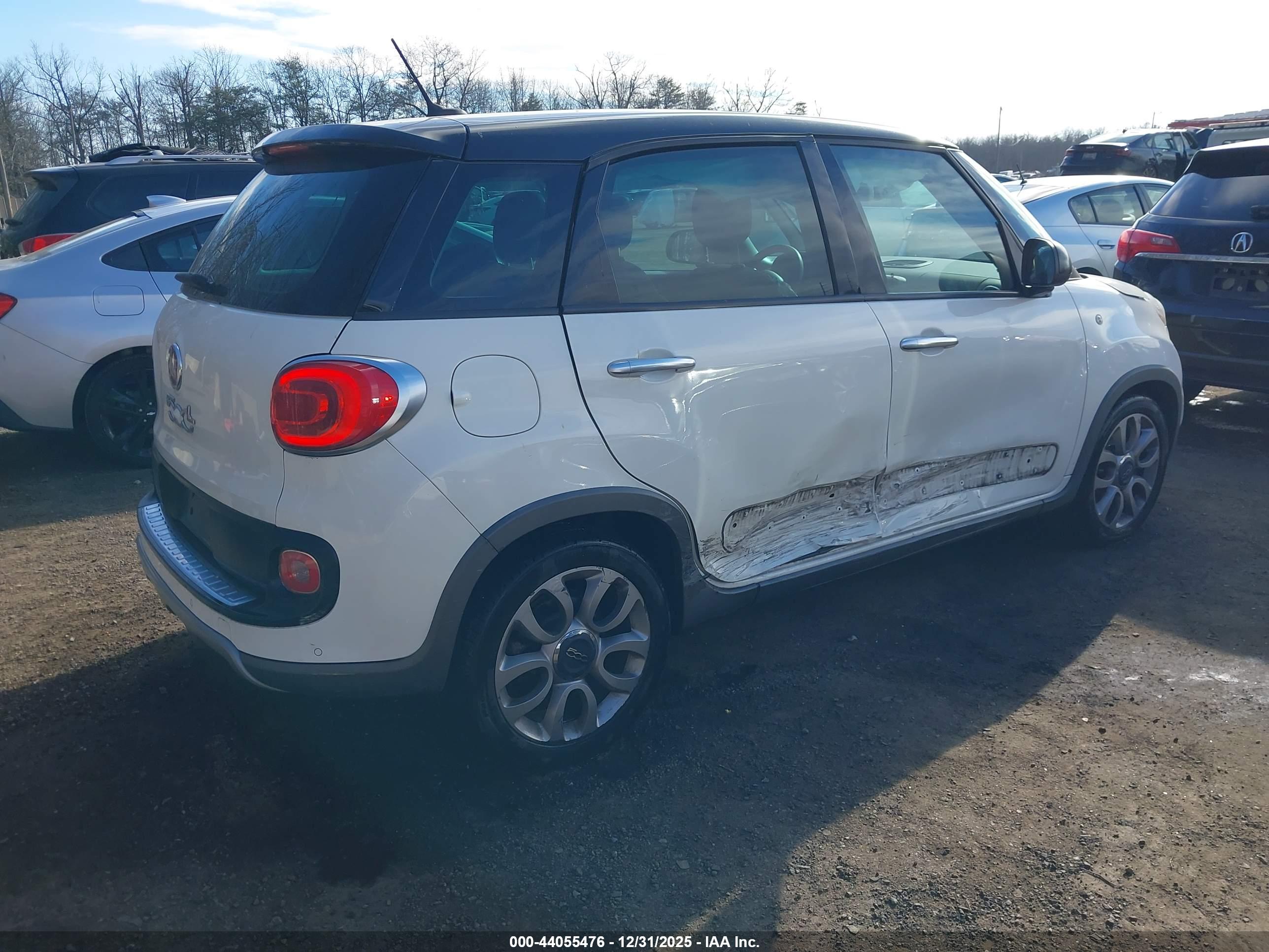 FIAT 500L image 4