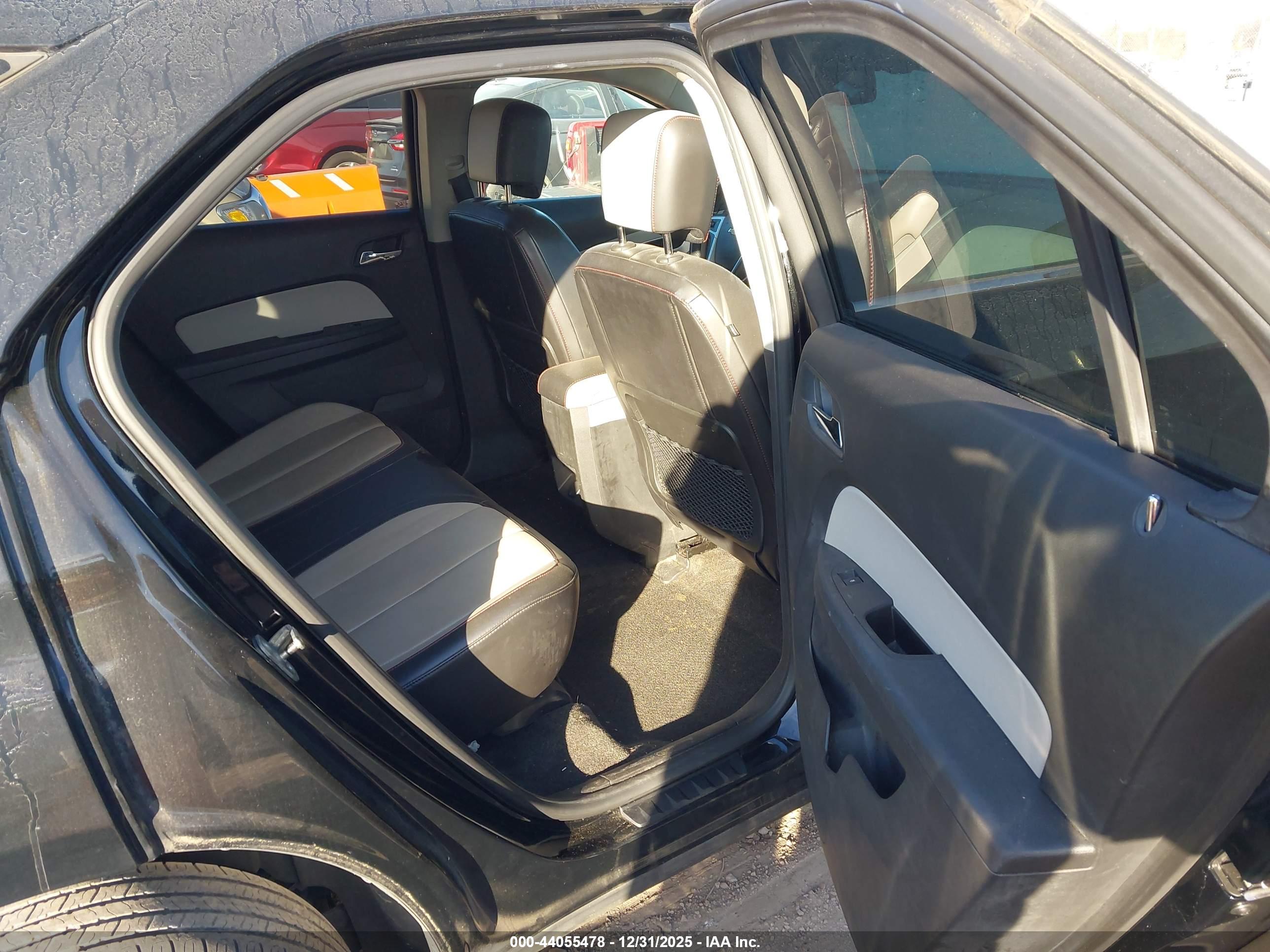 CHEVROLET EQUINOX image 8