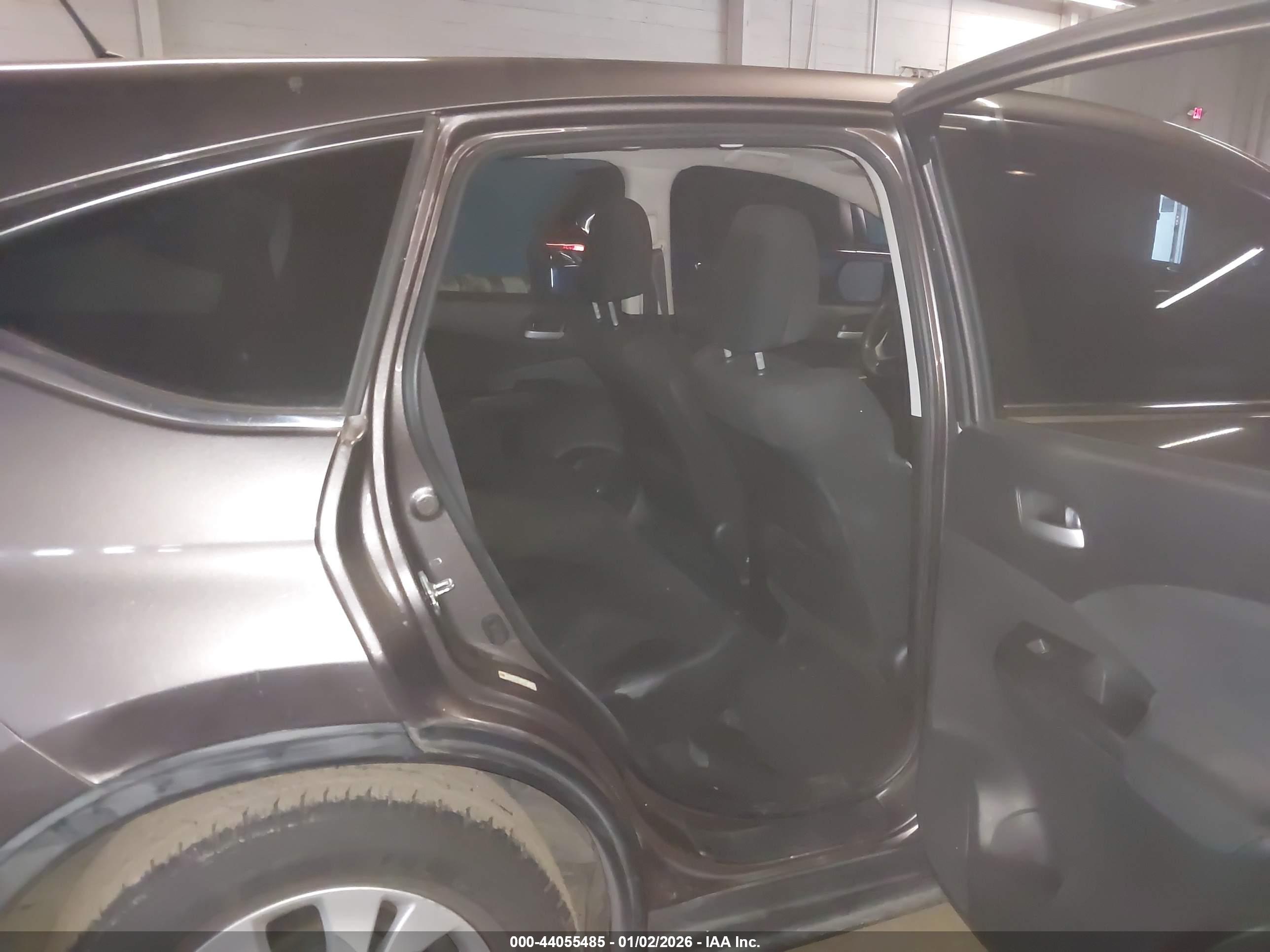 HONDA CR-V image 8