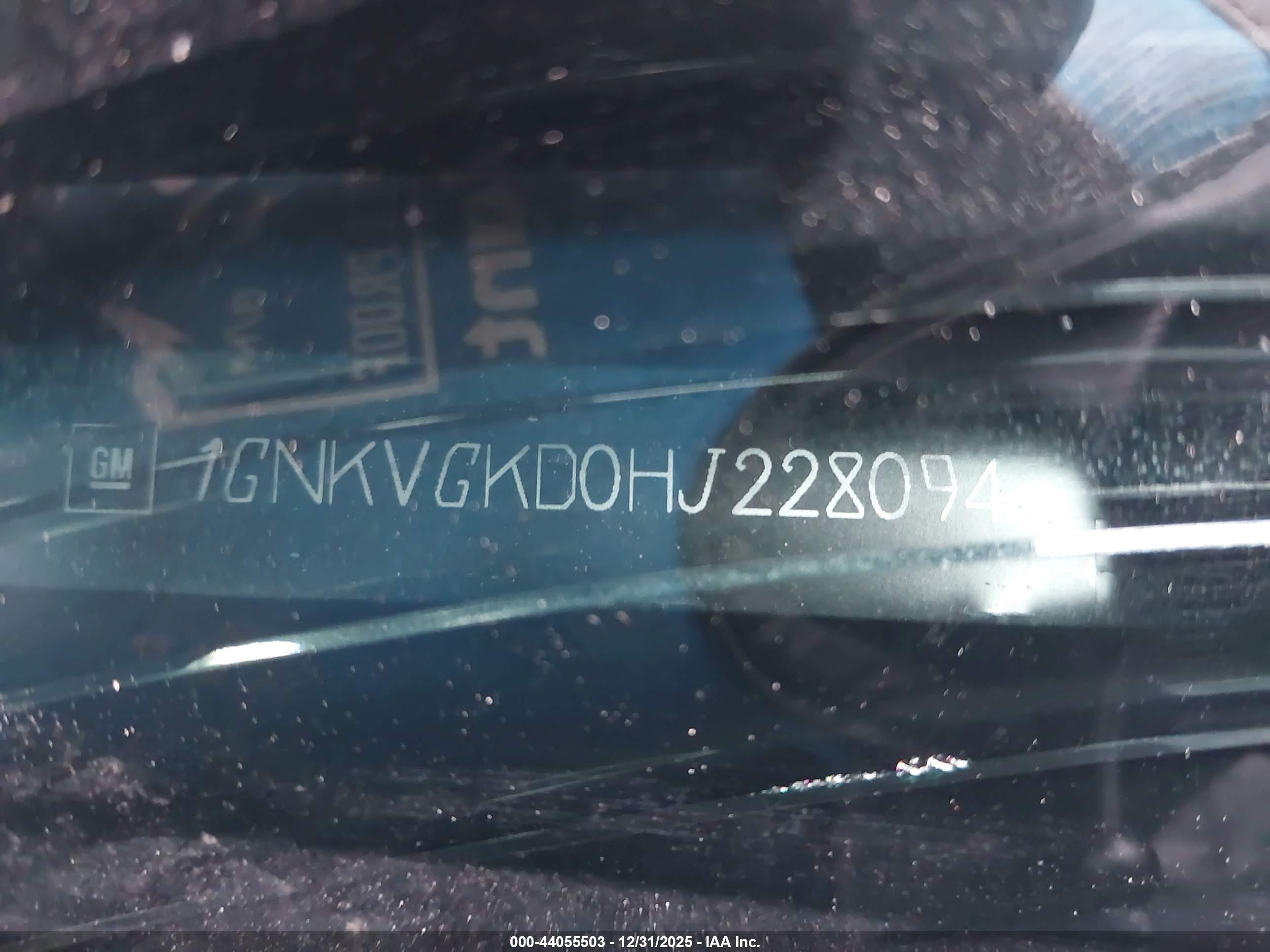 CHEVROLET TRAVERSE image 9