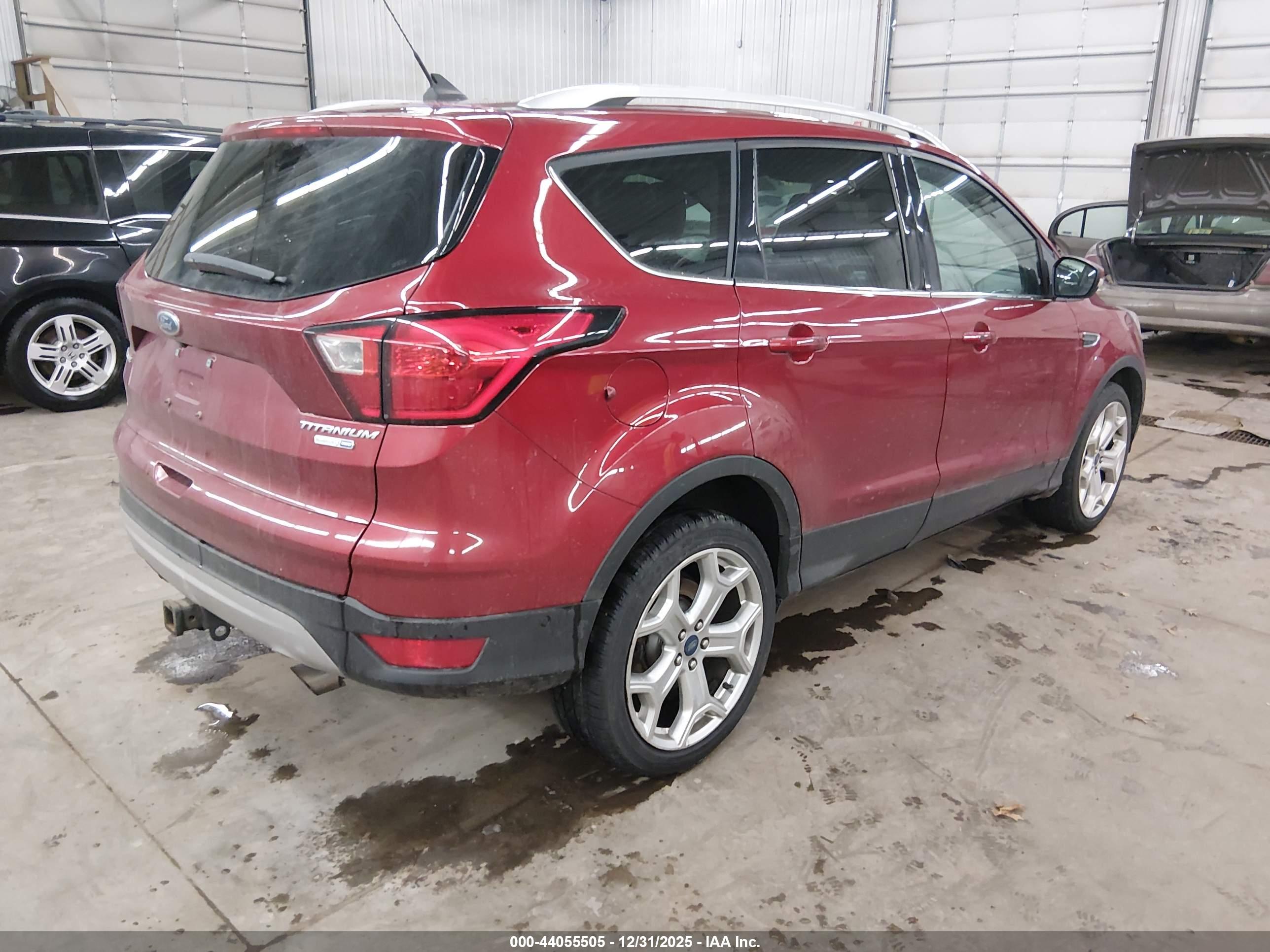 FORD ESCAPE image 4