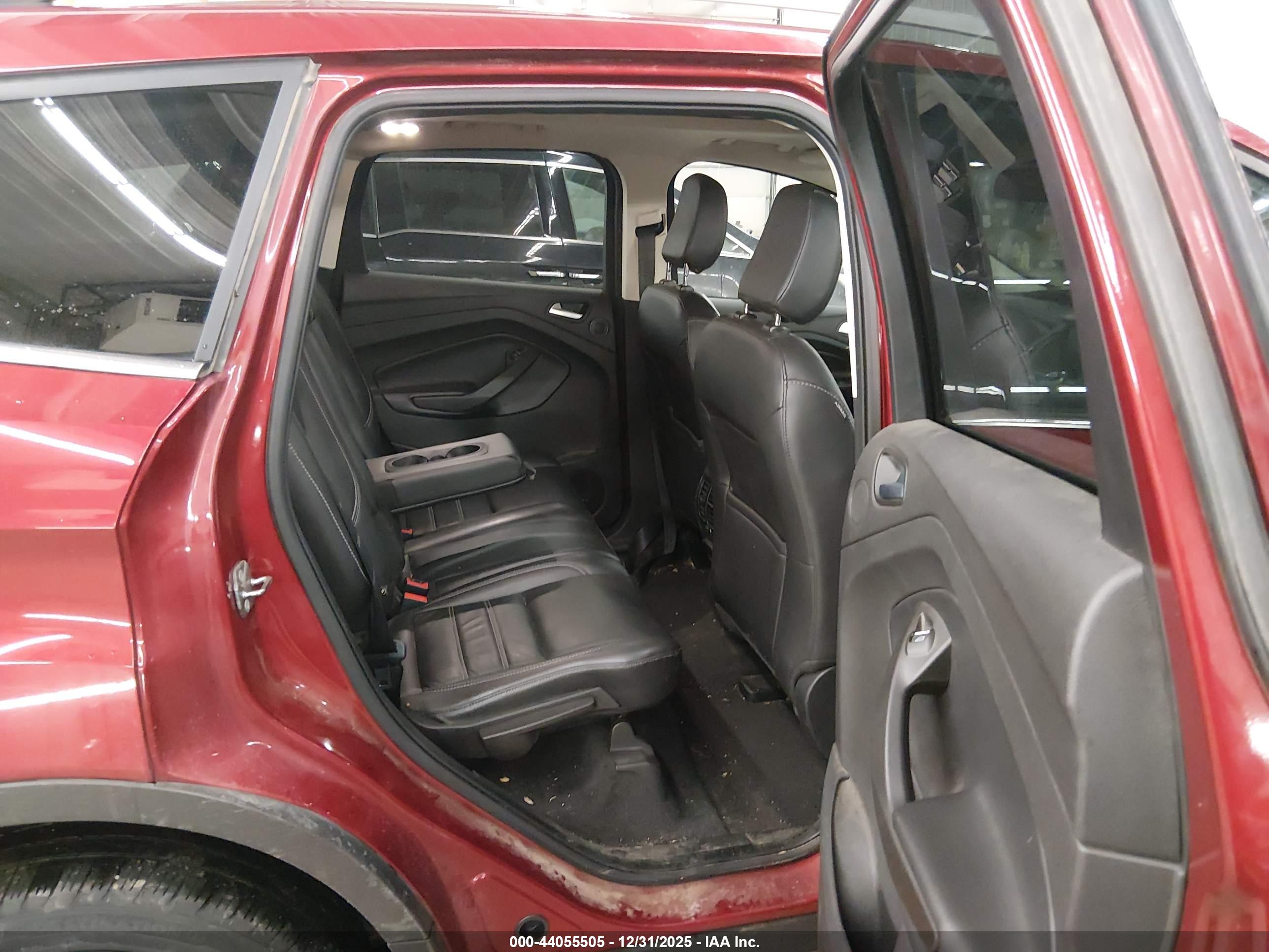FORD ESCAPE image 8