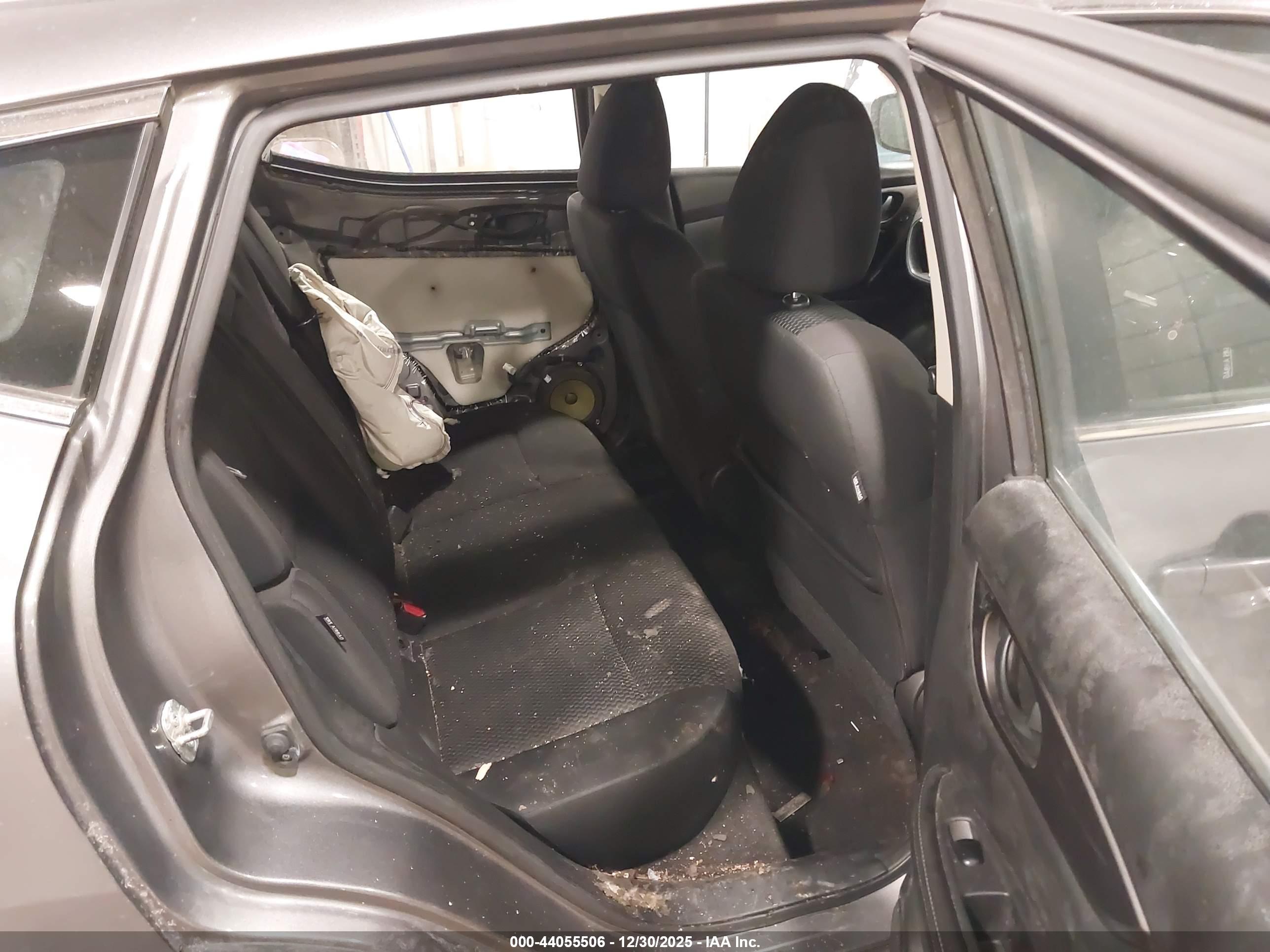 NISSAN ROGUE image 8
