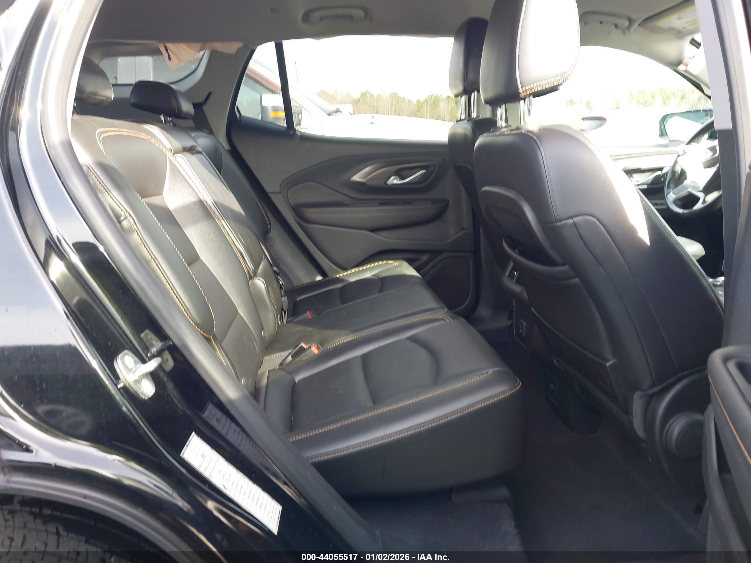 GMC TERRAIN image 8