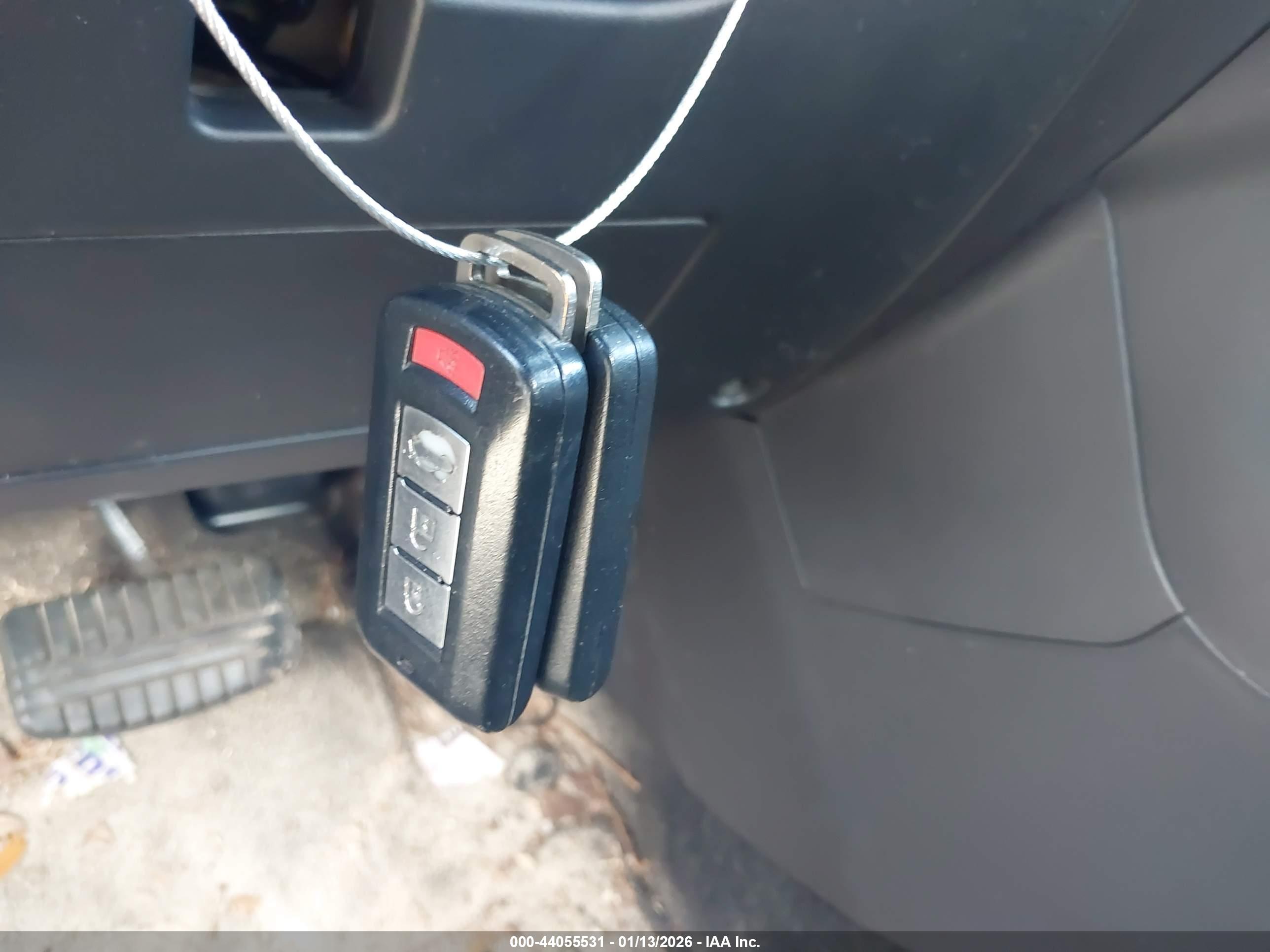 MITSUBISHI LANCER image 11