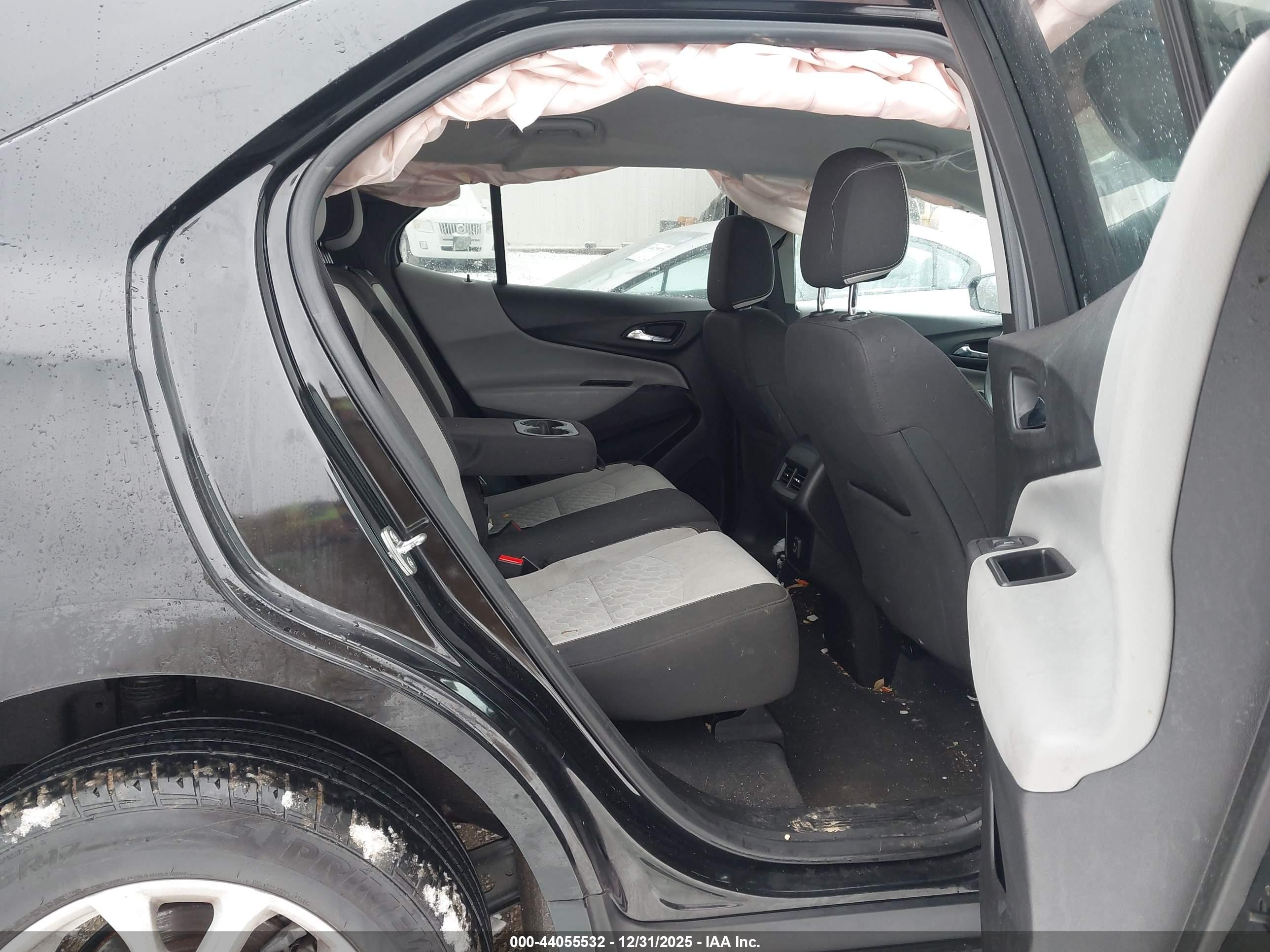 CHEVROLET EQUINOX image 8