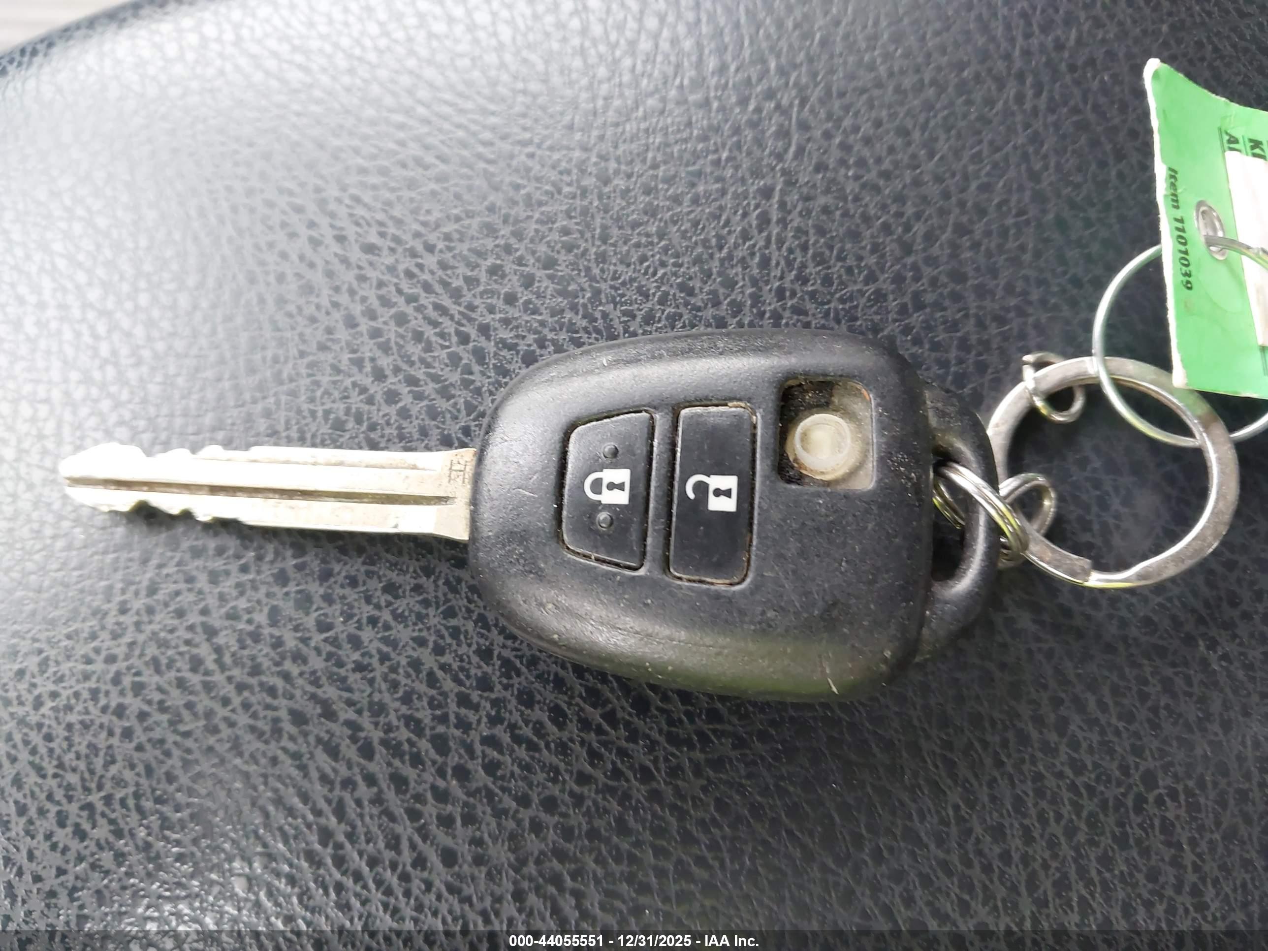TOYOTA RAV4 image 11