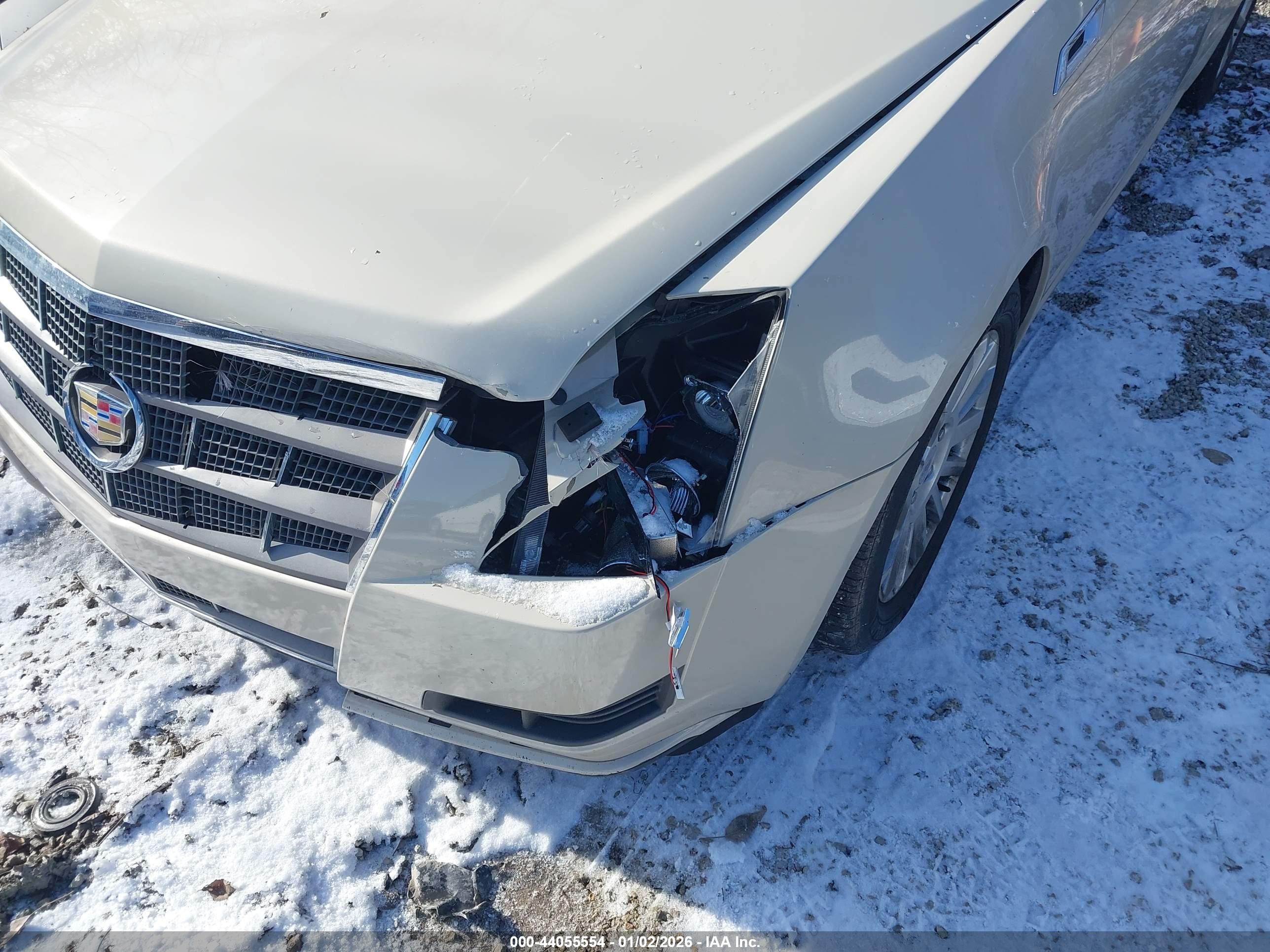 CADILLAC CTS image 6