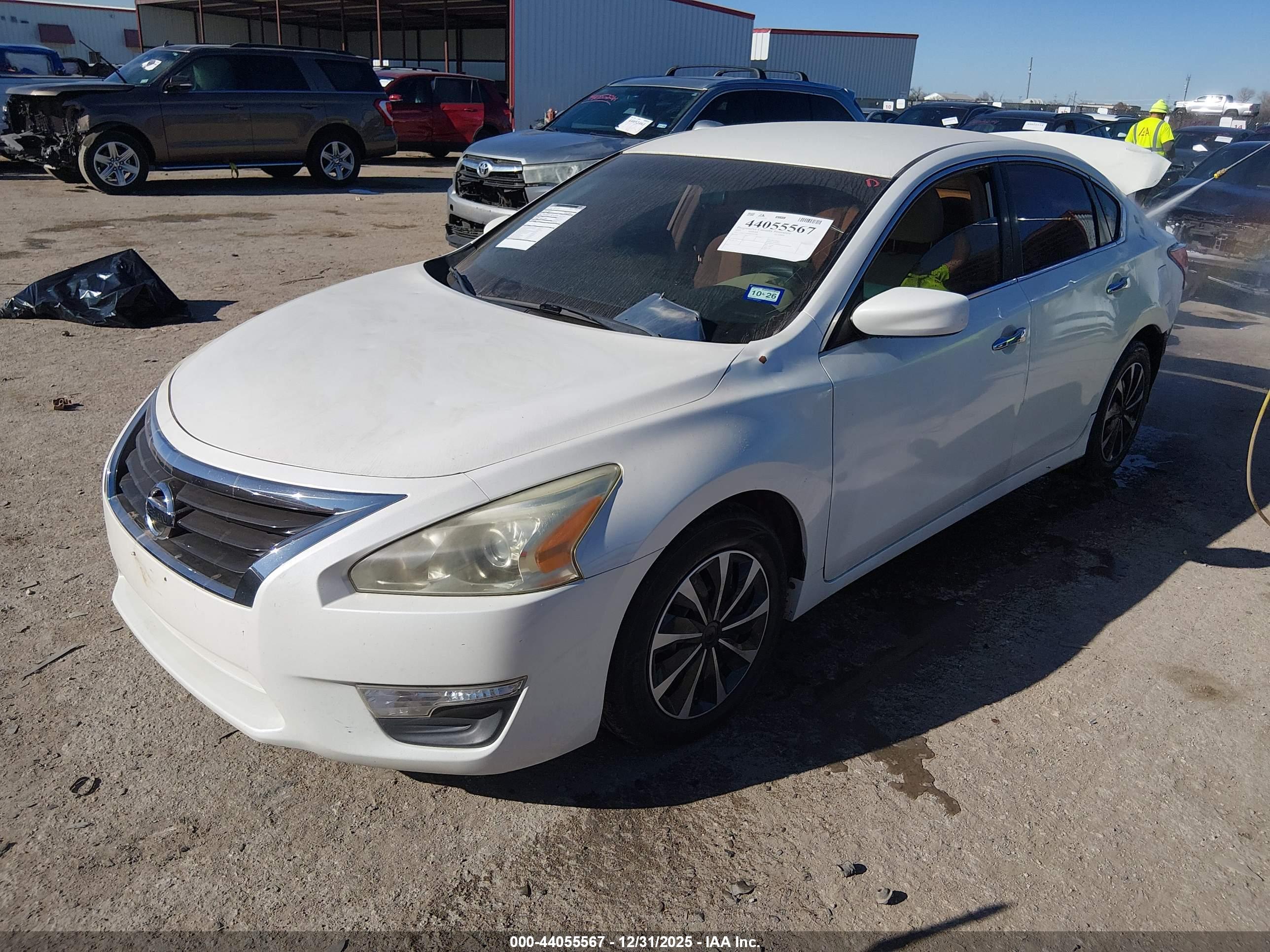 NISSAN ALTIMA image 2