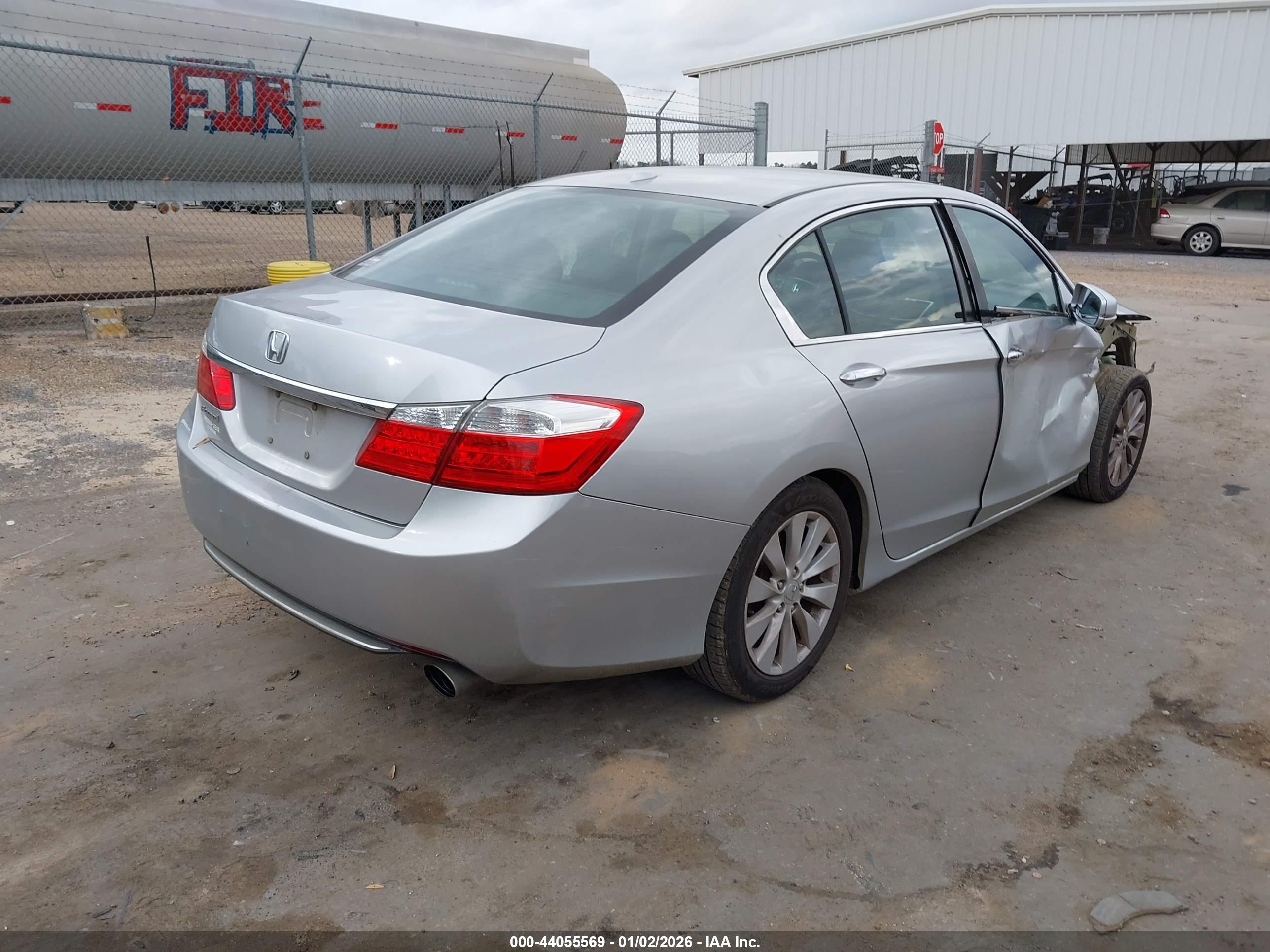 HONDA ACCORD image 4