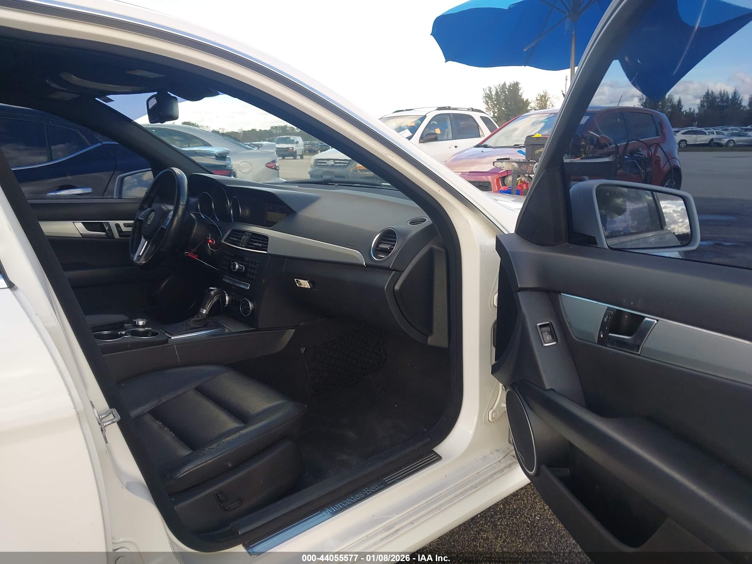 MERCEDES-BENZ C image 5